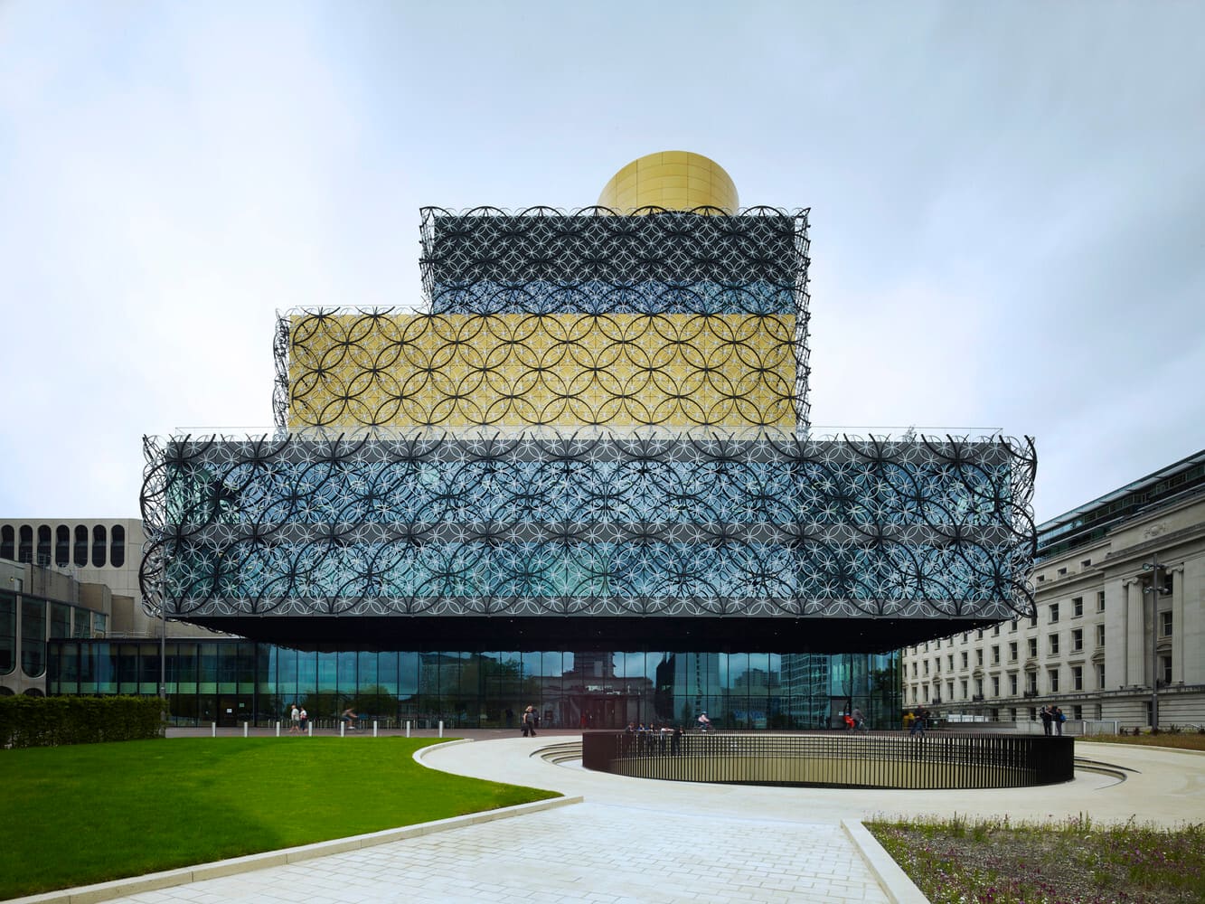 Birmingham's Architecture Tells a Story of Demolition and Reinvention