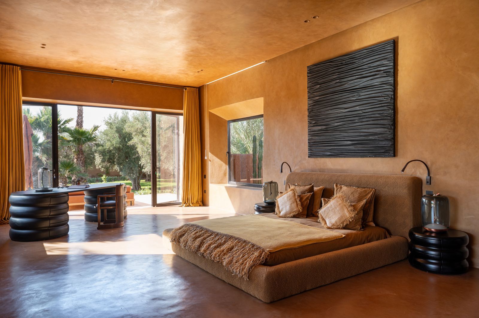 Earth Reds, Clay, And Ochre In Modern Interiors