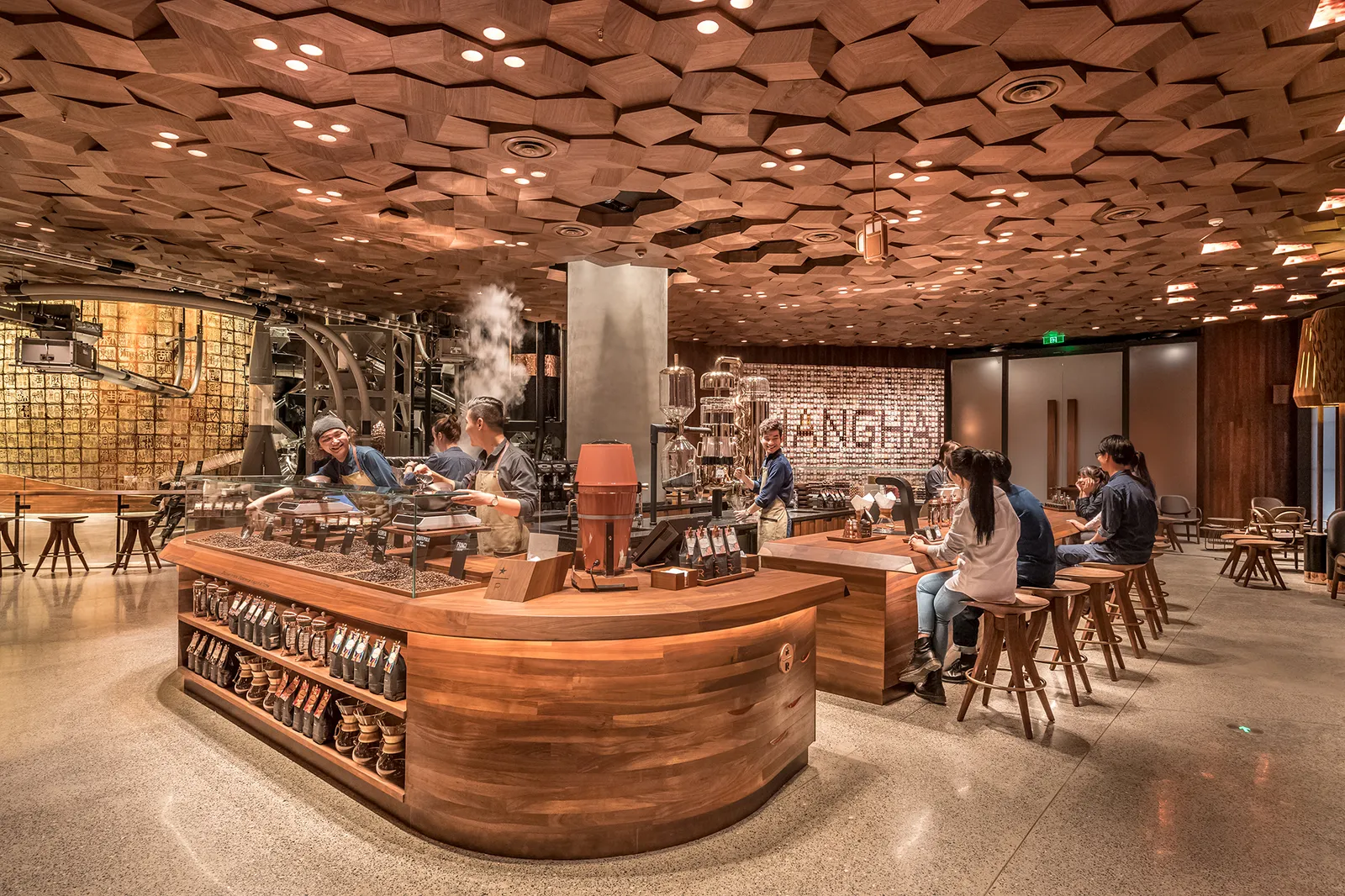 Culture-made Retail: How Starbucks’ Flagship Stores Turn Local Craft Into Global Design Icons
