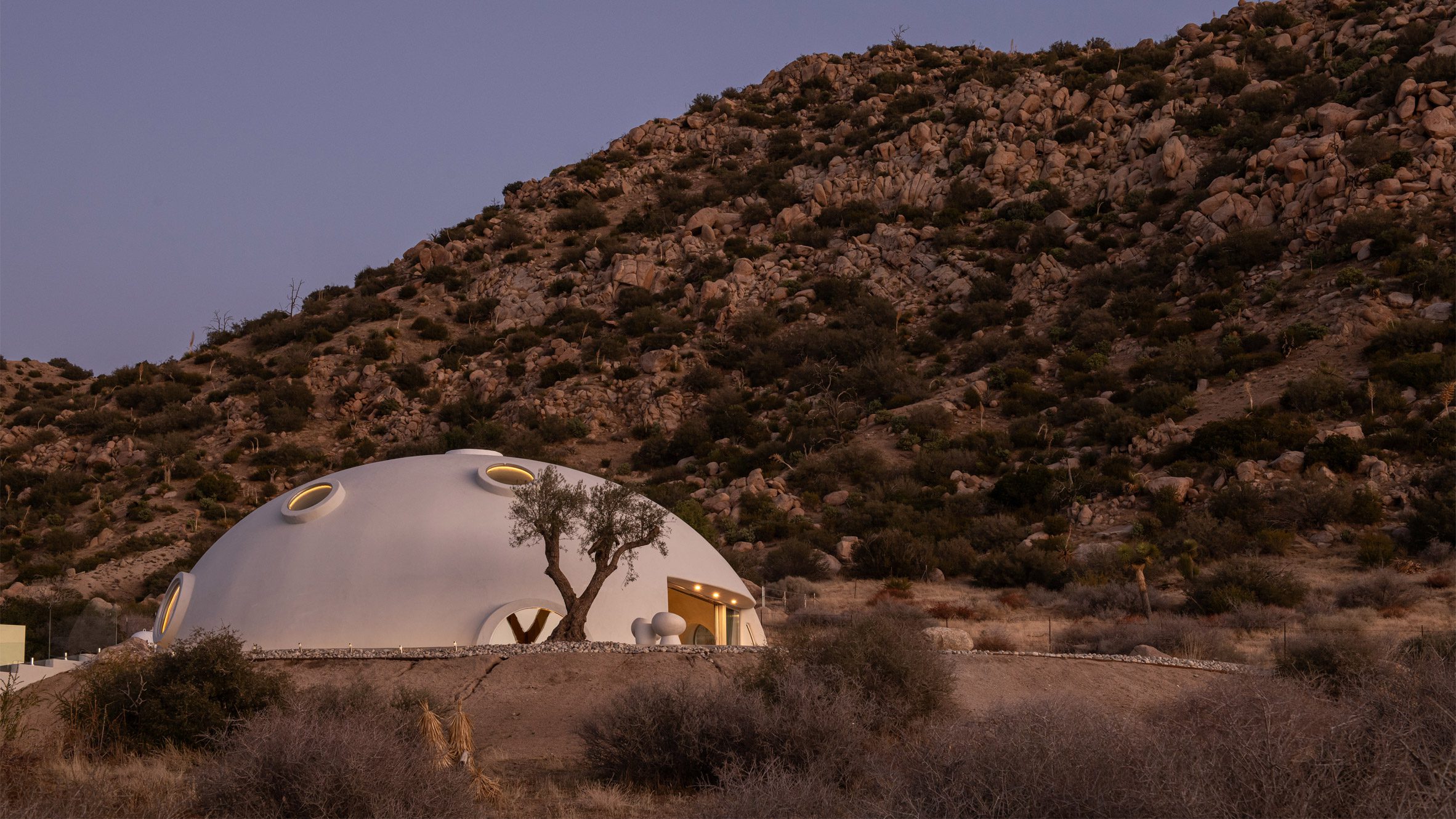 HATA: Anastasiya Dudik’s Sculptural Domed Home Reimagines California Living
