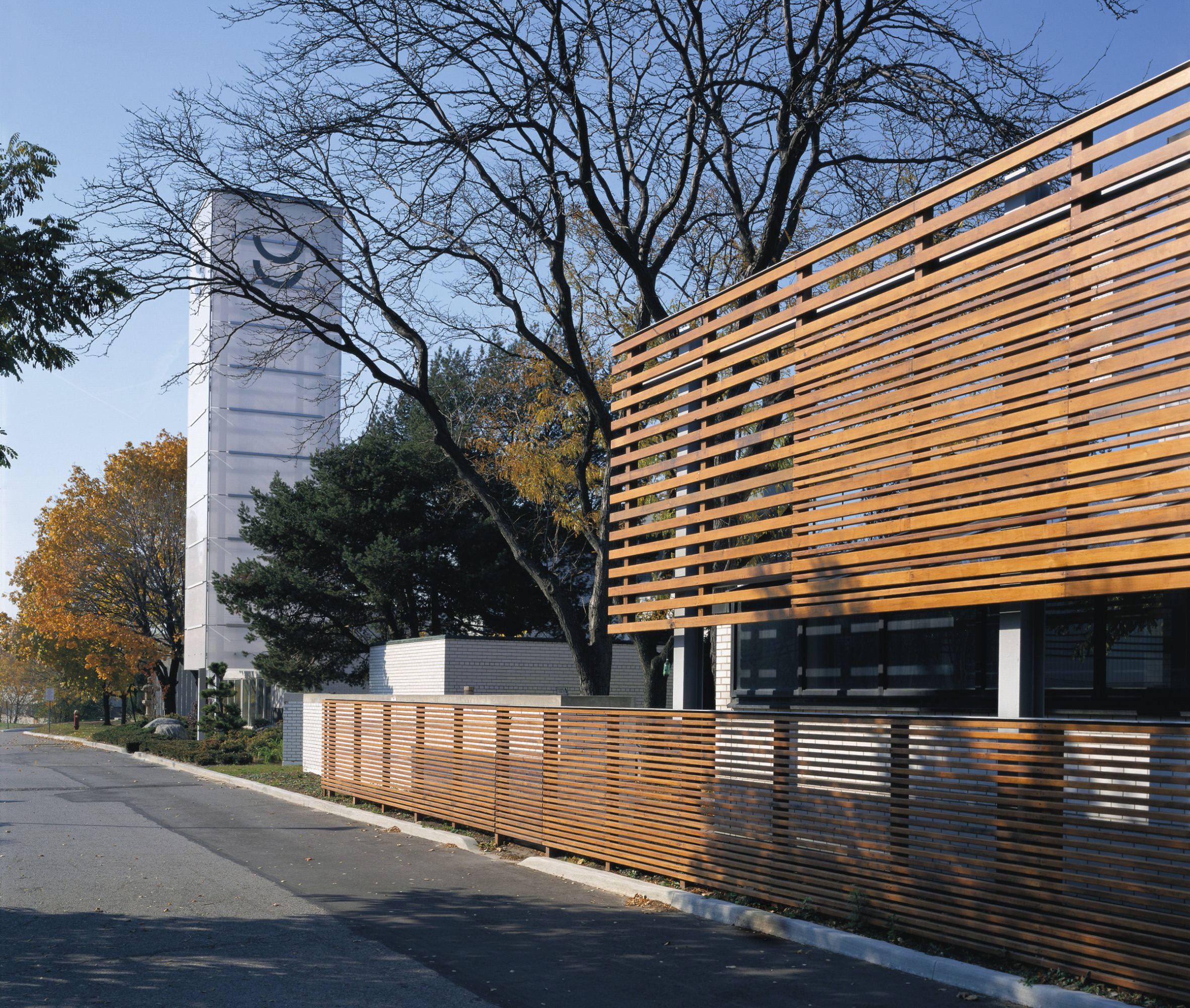 The Architecture Of Welcome: How Countries Shape Identity Through International Public Spaces