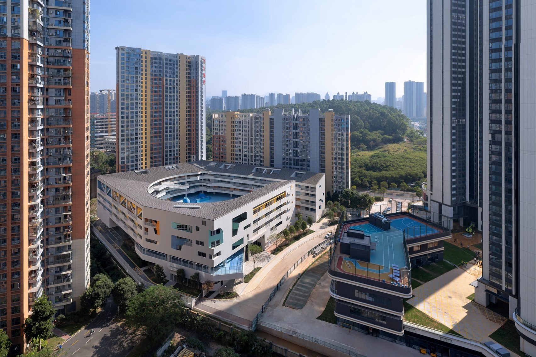 The Dual Pulse: Urbanus Shenzhen Resurrects the Hakka Spirit in Longgang