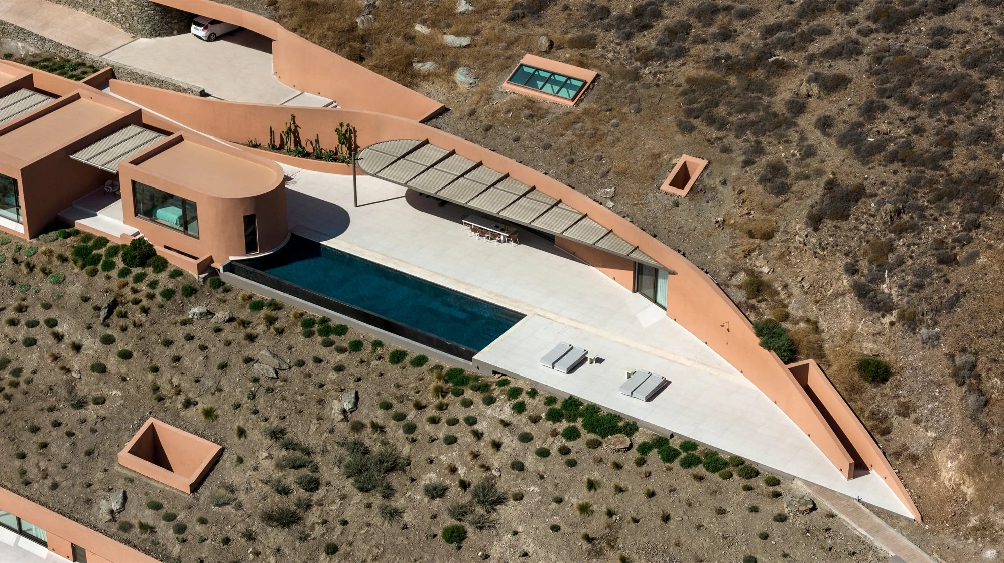 Top Picks - 8 Residences That Dissolve Into The Landscape