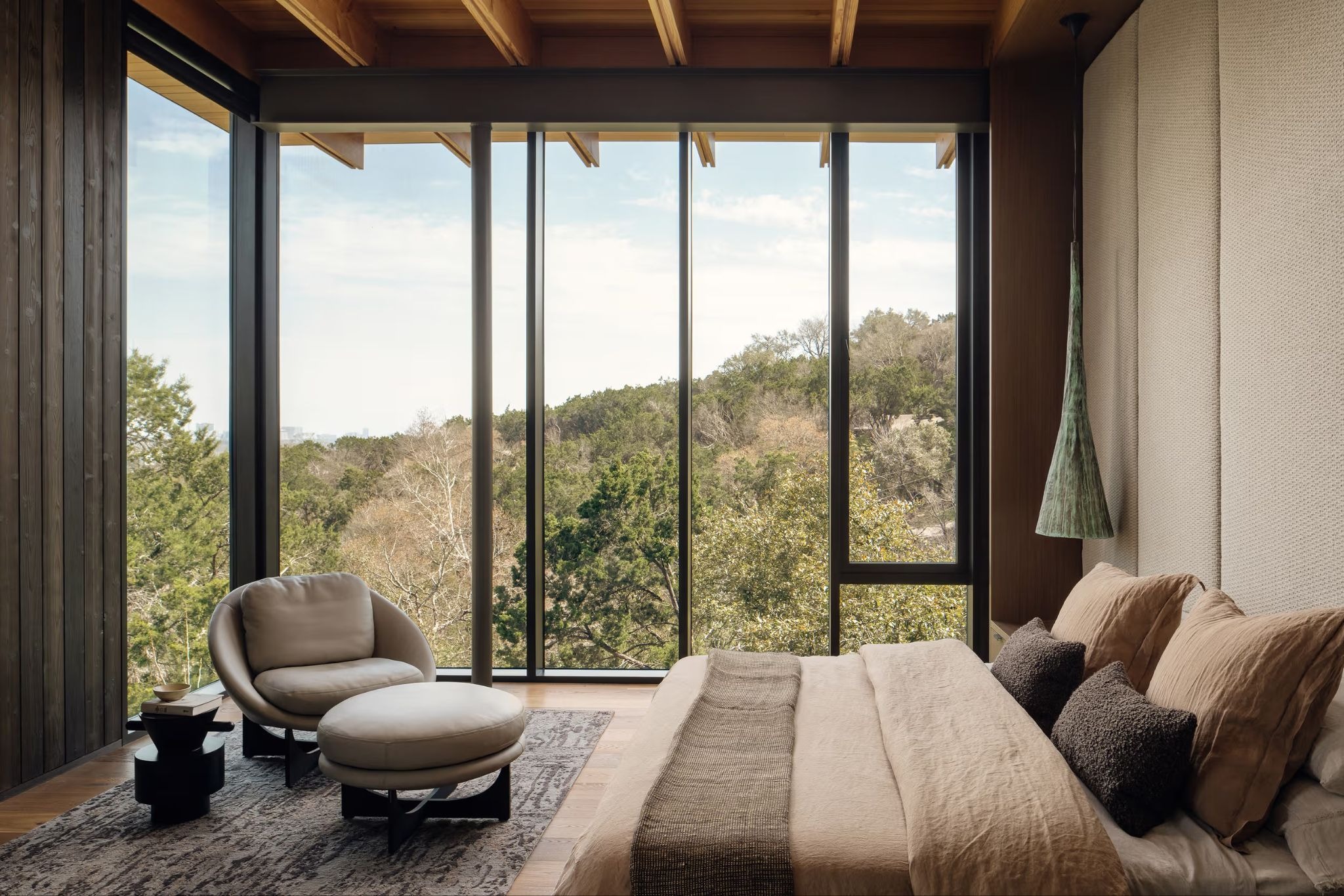 Where the Hills Shape the Home: Terrace Mountain Residence in Westlake Hills