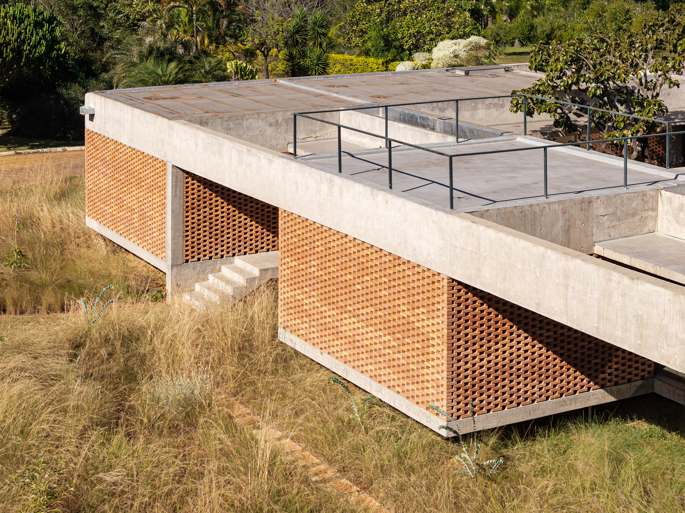 A Grid Against The Landscape: The Measured Calm Of Casa Tupin