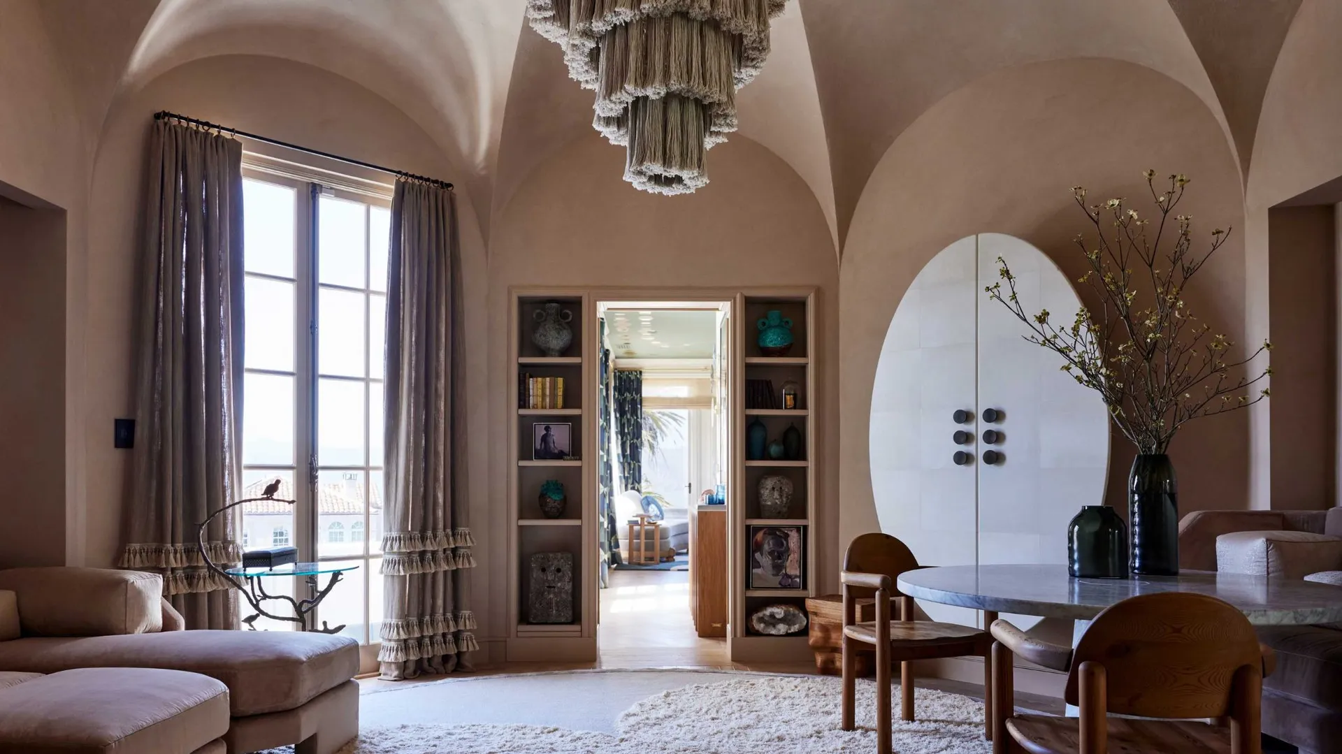Top Picks - 7 Dome-ceiling Houses That Redefine Architectural Space