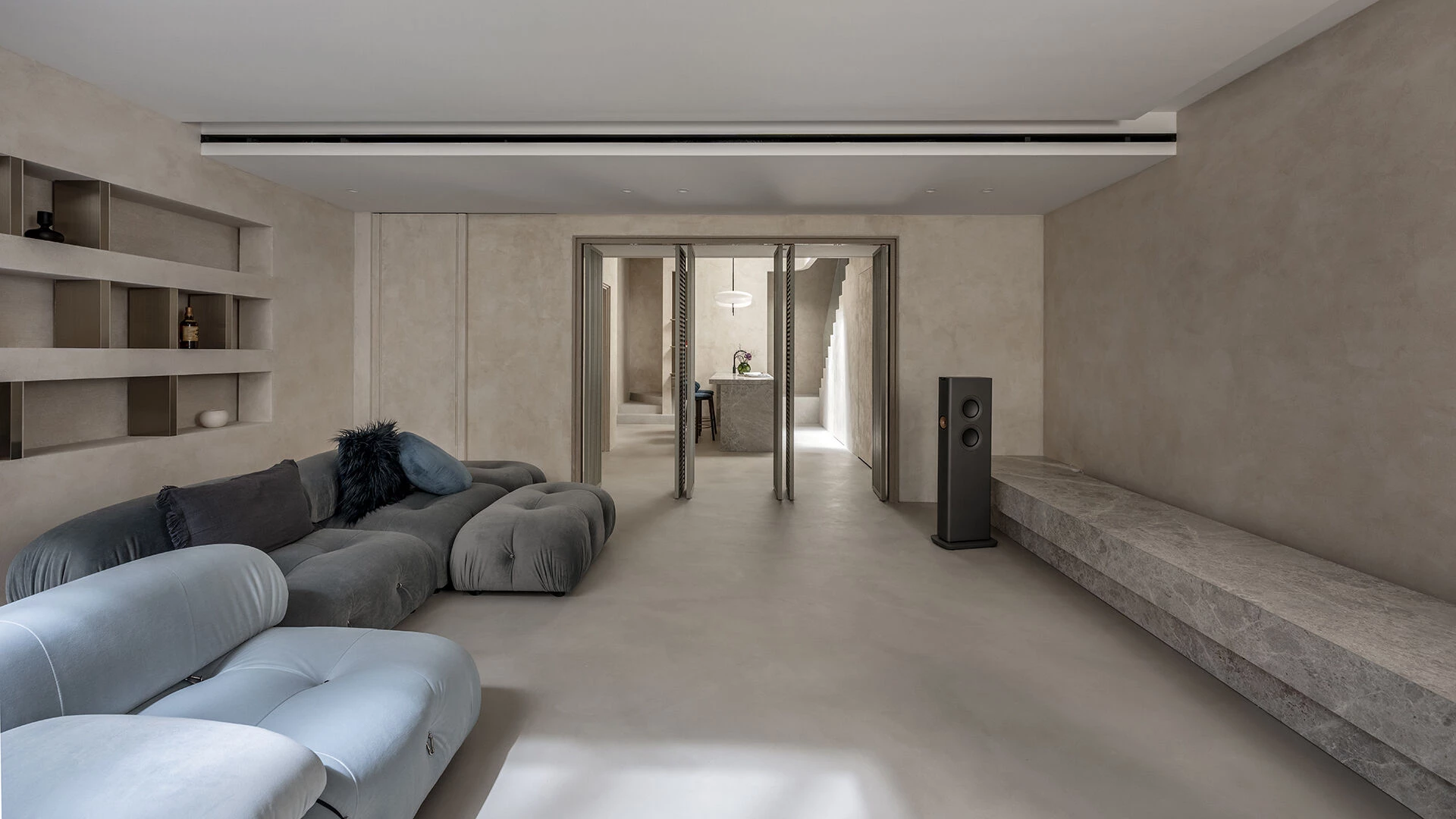 House LU: A Town-House Reimagined as a Fluid Sequence of Space, Light and Life