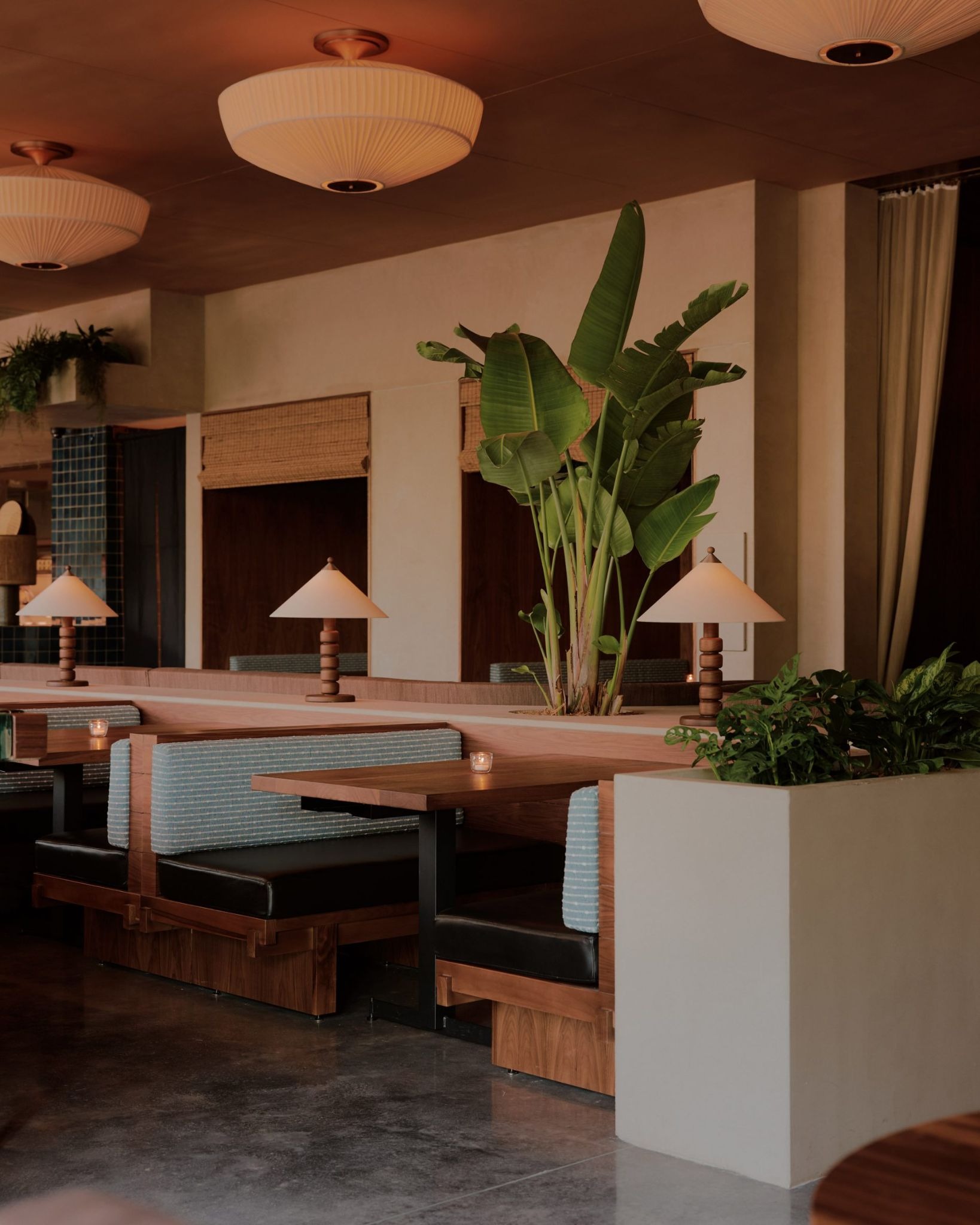 Uchiko Miami Beach: Islyn Studio Crafts a Tactile Journey Through Japanese Atmosphere