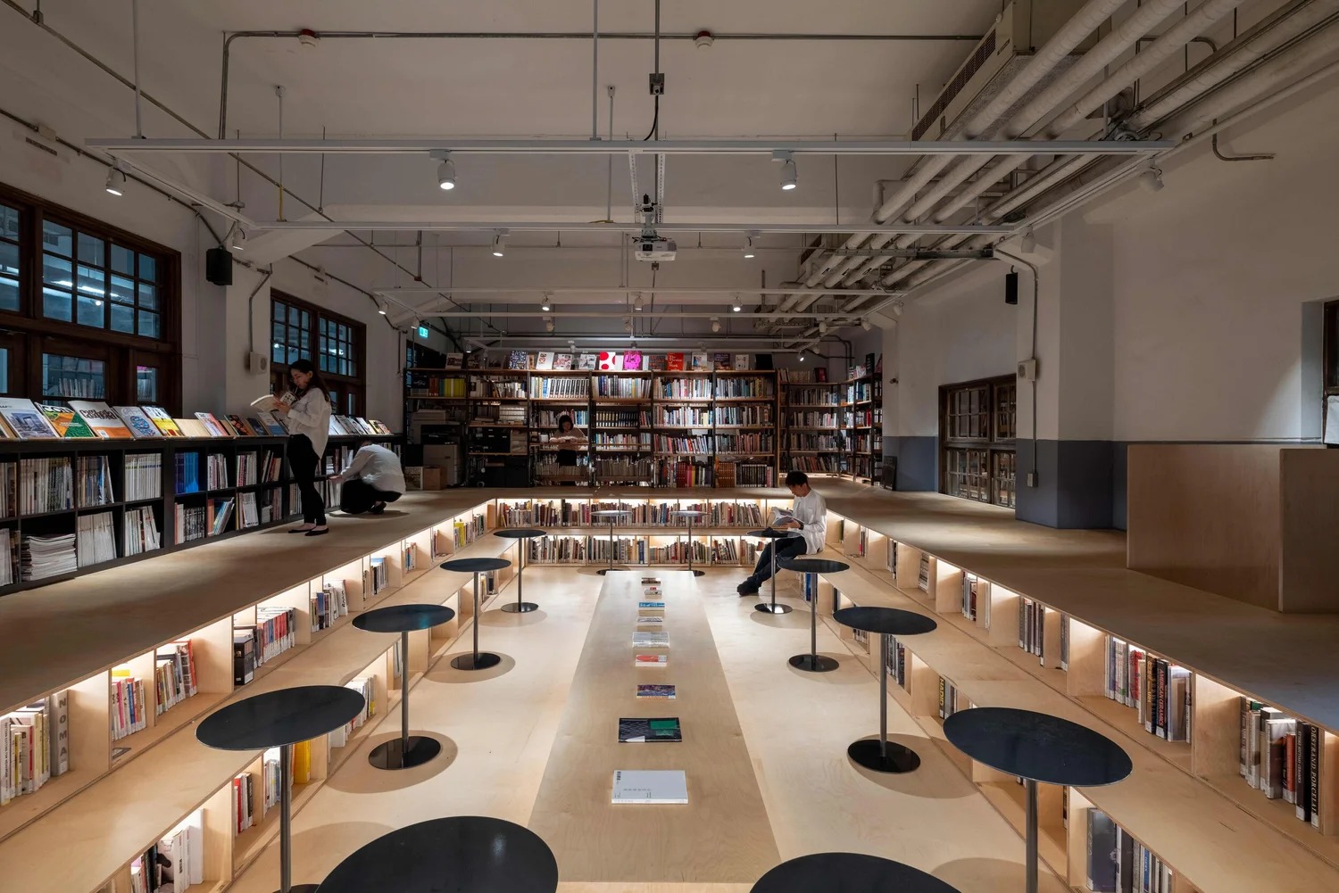 JC. Architecture Transforms Industrial Ruin into Taipei's Sensory Reading Garden