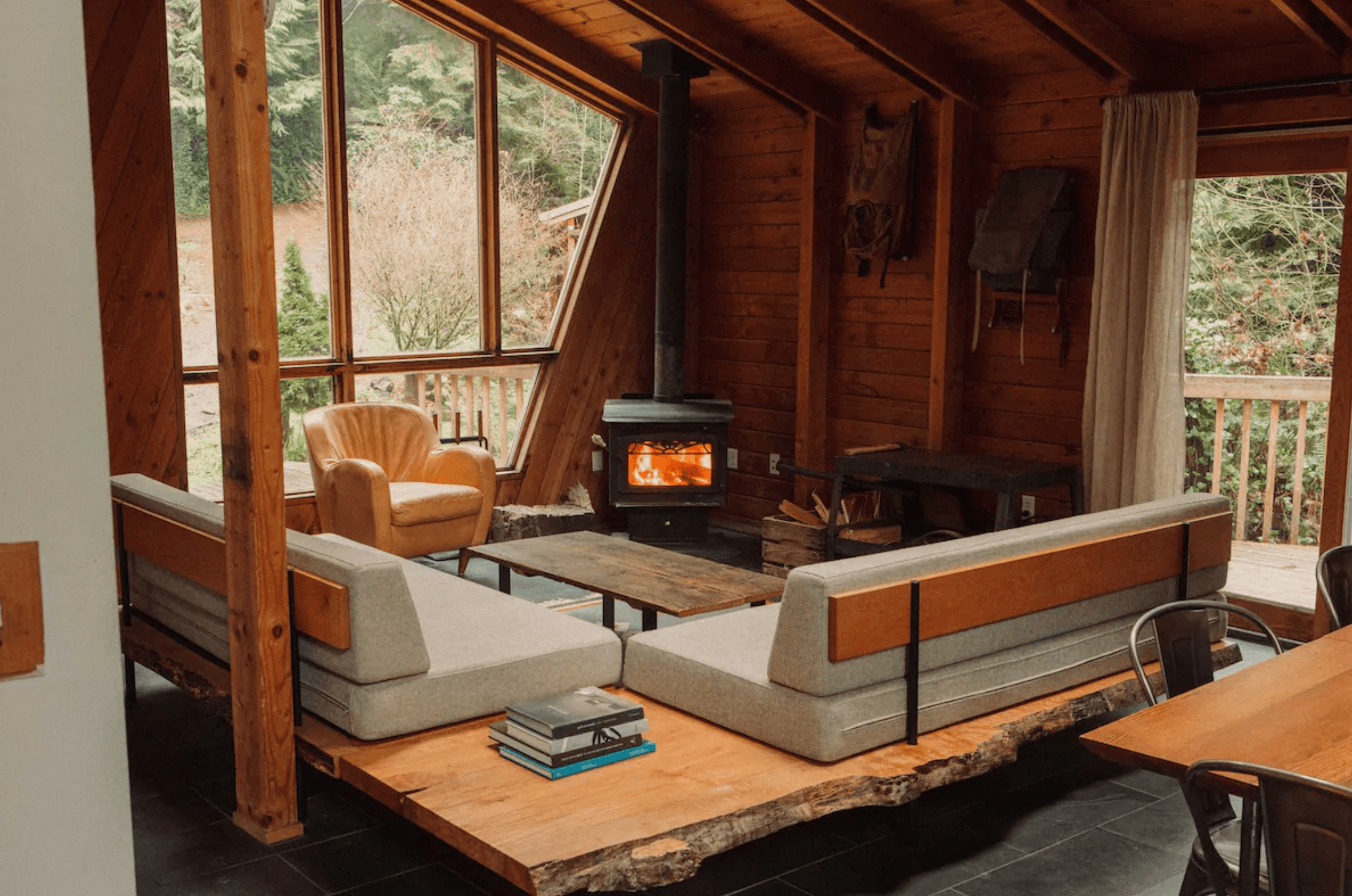 Architecture as Content: How Airbnb Rewrote the American Cabin
