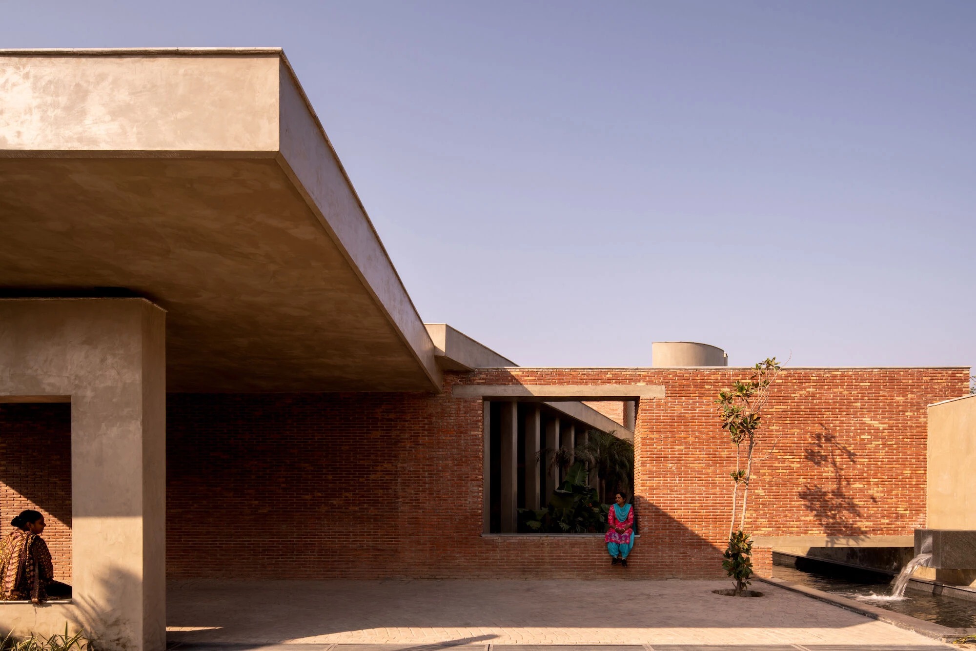 Tactile Brutalism: RENESA’s Sanctum House Redefines Honesty of Material in India’s Residential Sphere