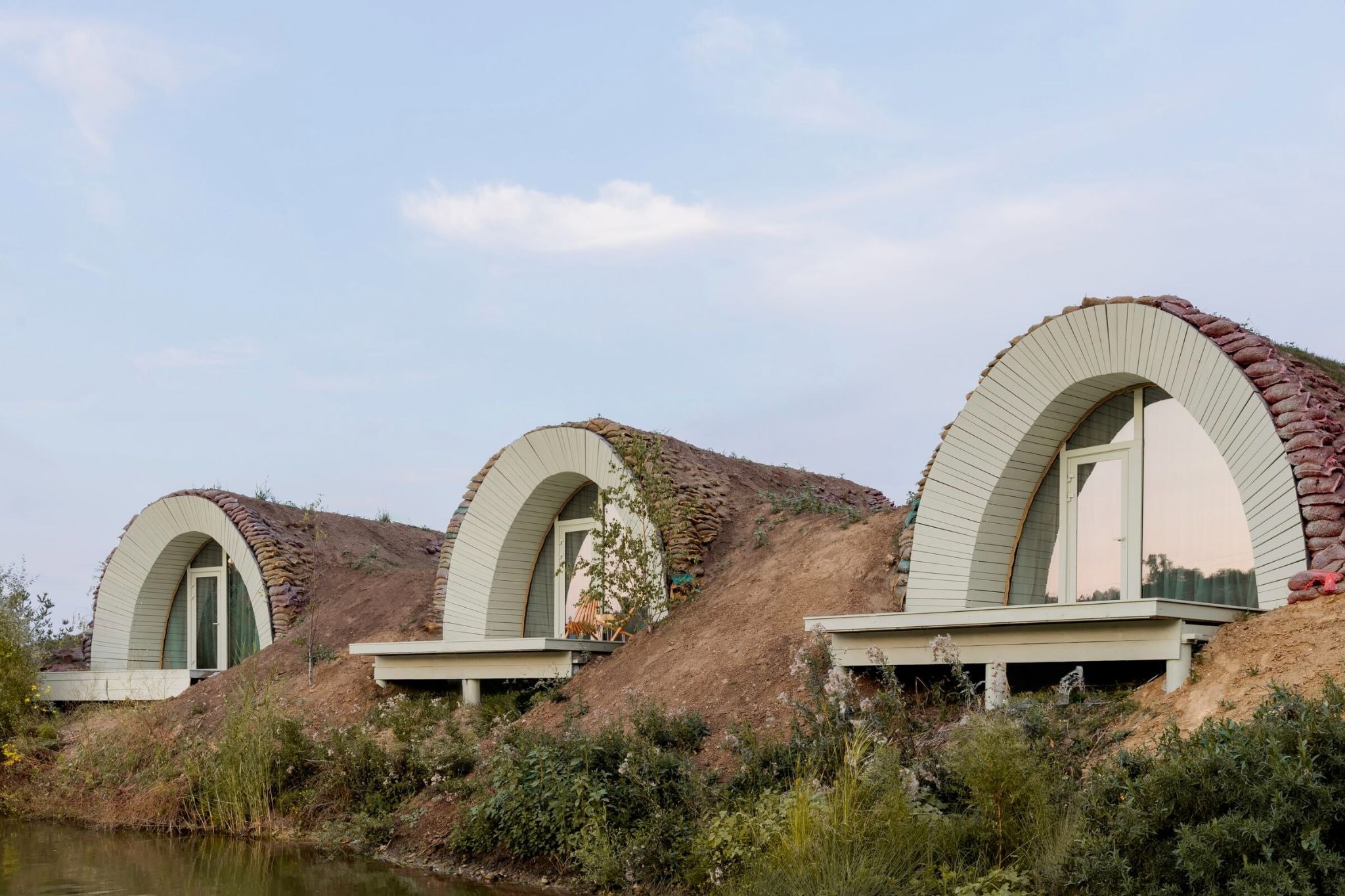 LH47 ARCH Buries a Modern Fairytale Beneath the Moldovan Hills
