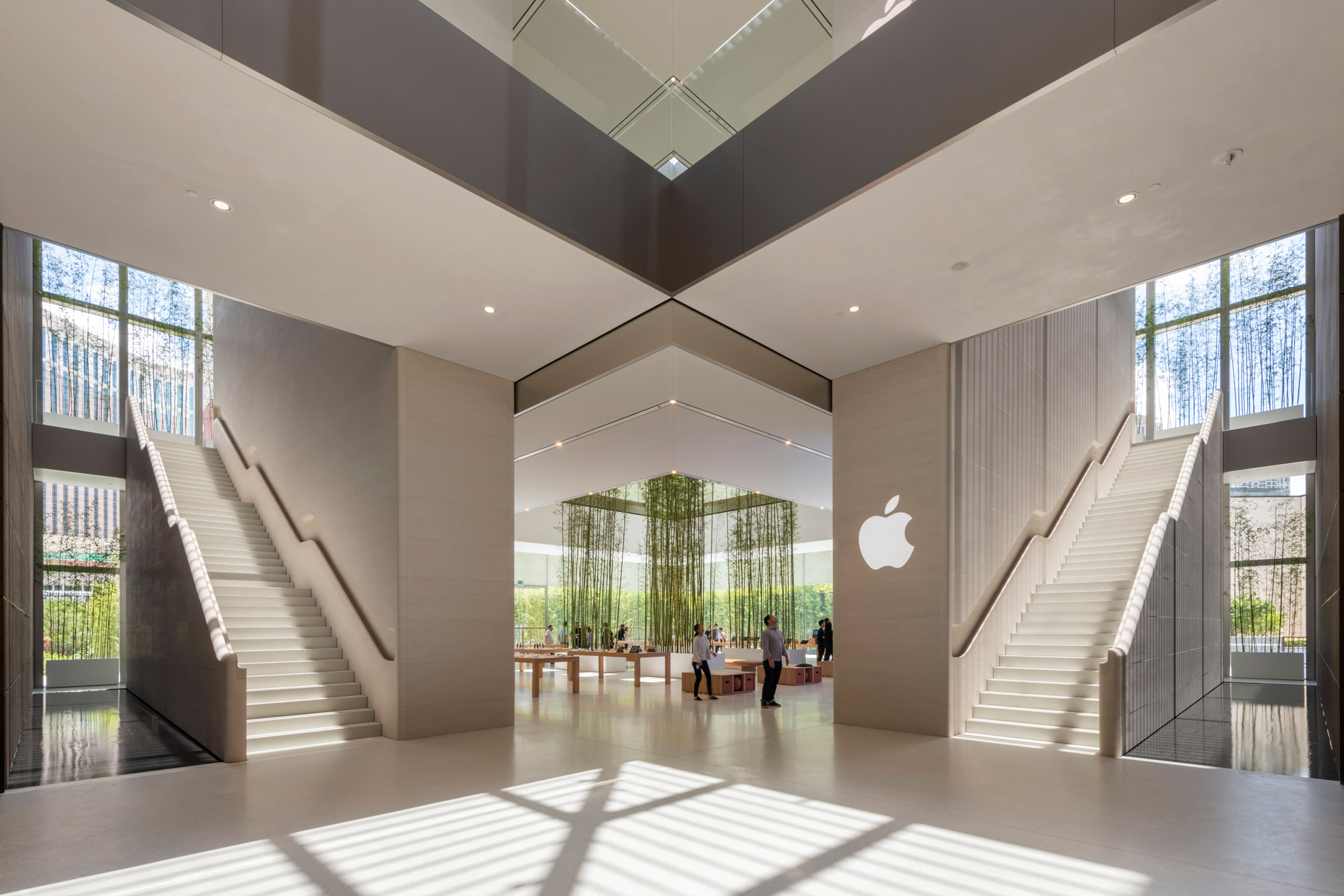 Experiments In Light: How Apple’s Stores Turn Minimalism Into A High-tech Cathedral Experience