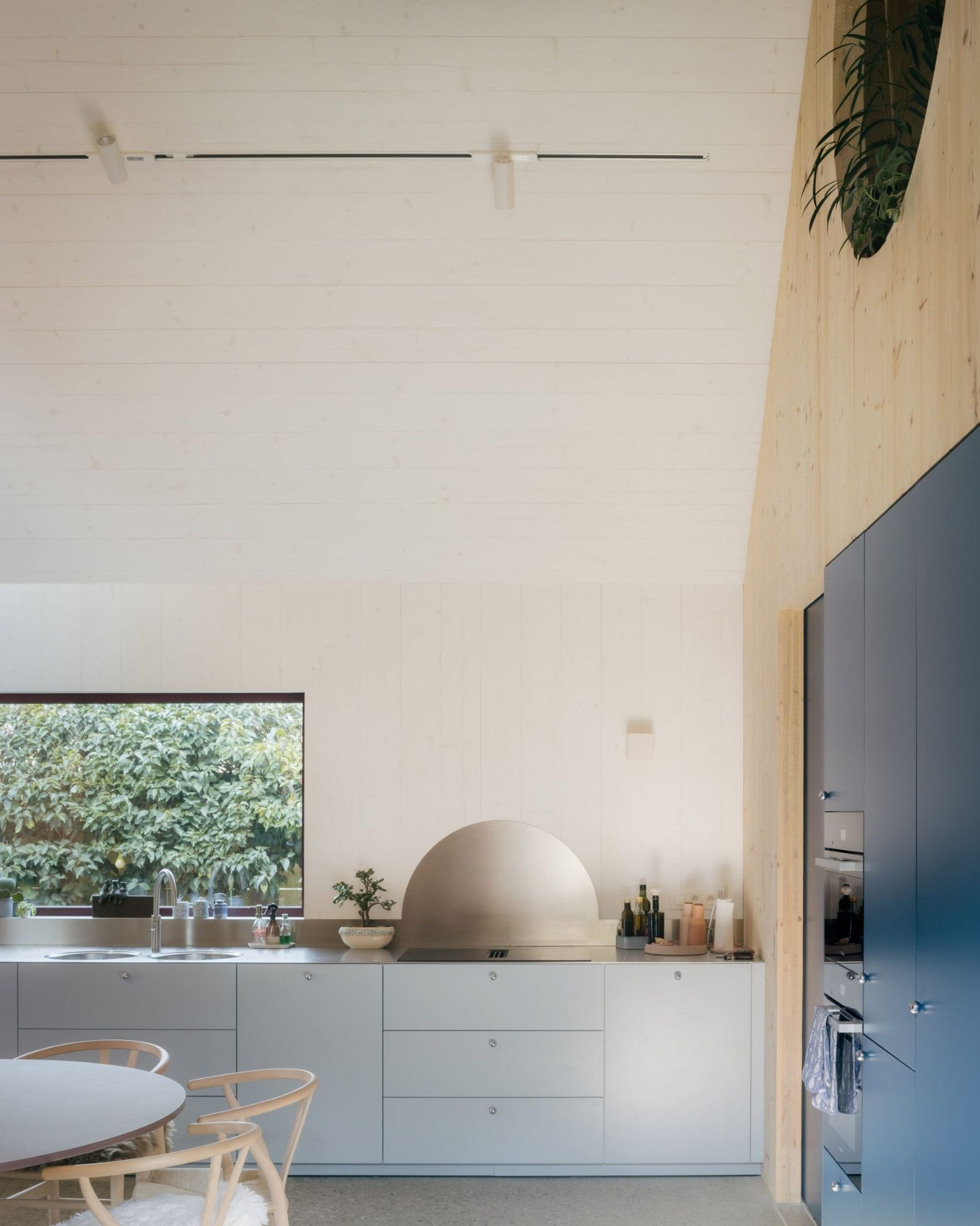 FELT Architecture & Design Crafts a Geometric Landmark in Ghent