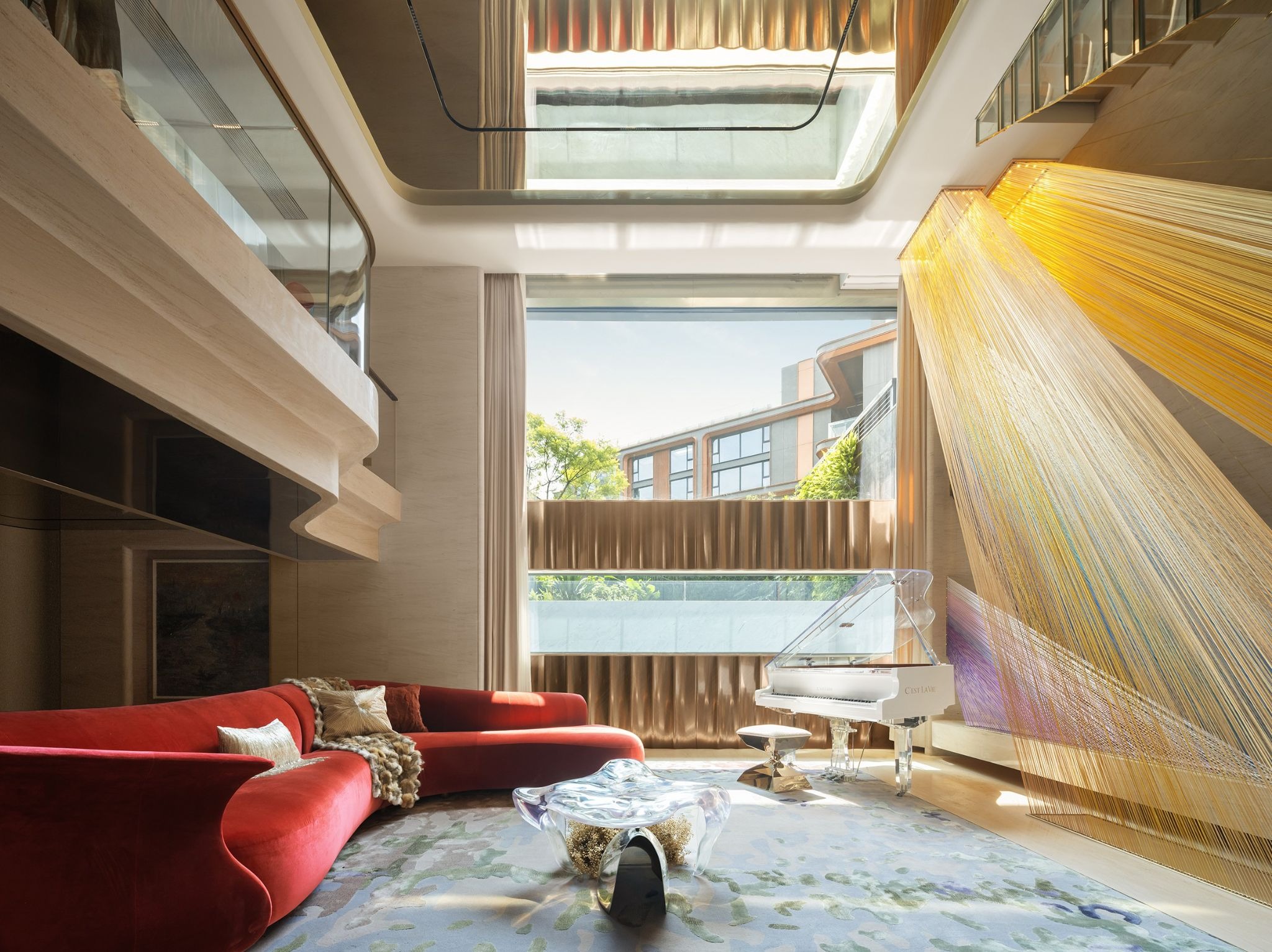 Chasing the Curve: The Fluid Romance of C’est Lavie Villa in Chengdu