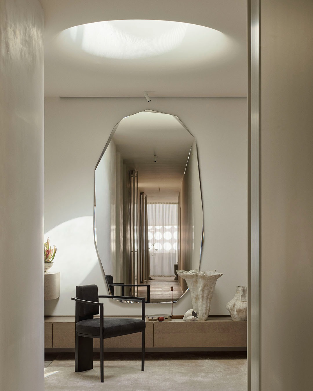 The House of Light by Jolson: A Sculpted Retreat of Craft, Material, and Light