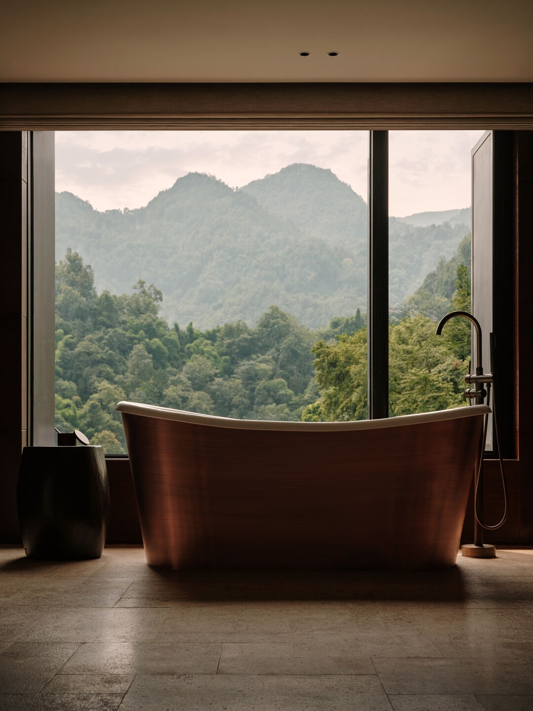 Zolan de Mei: A Contemporary Retreat Shaped by Landscape and Quiet Ritual