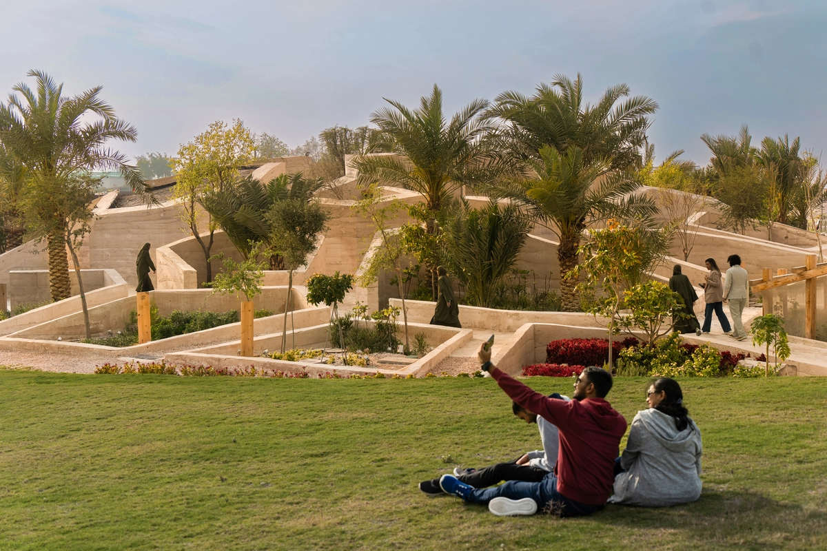 The Architecture Of Welcome: How Countries Shape Identity Through International Public Spaces