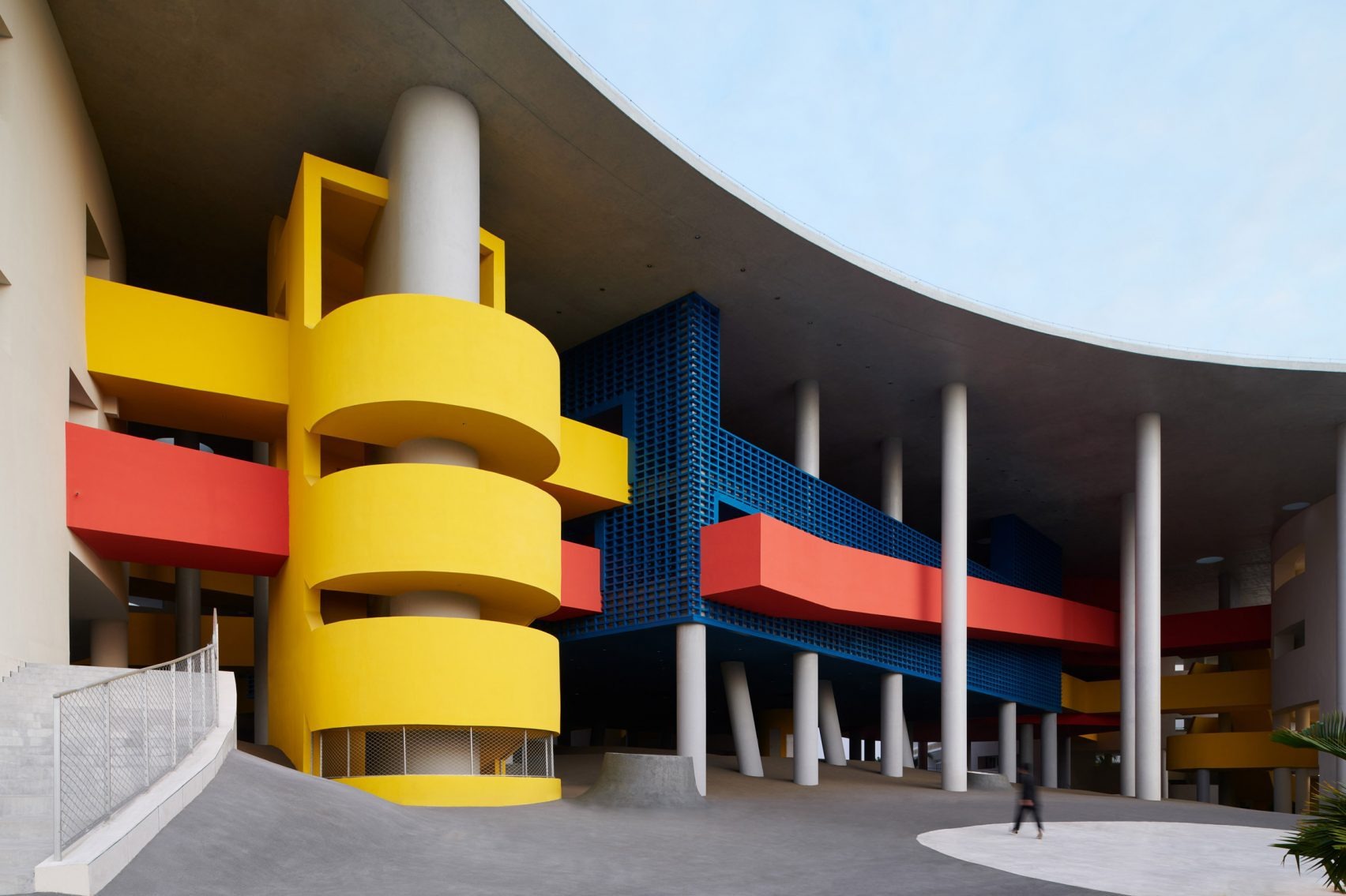Approach Design Studio’s Colorful “Floating City” for Huizhen High School