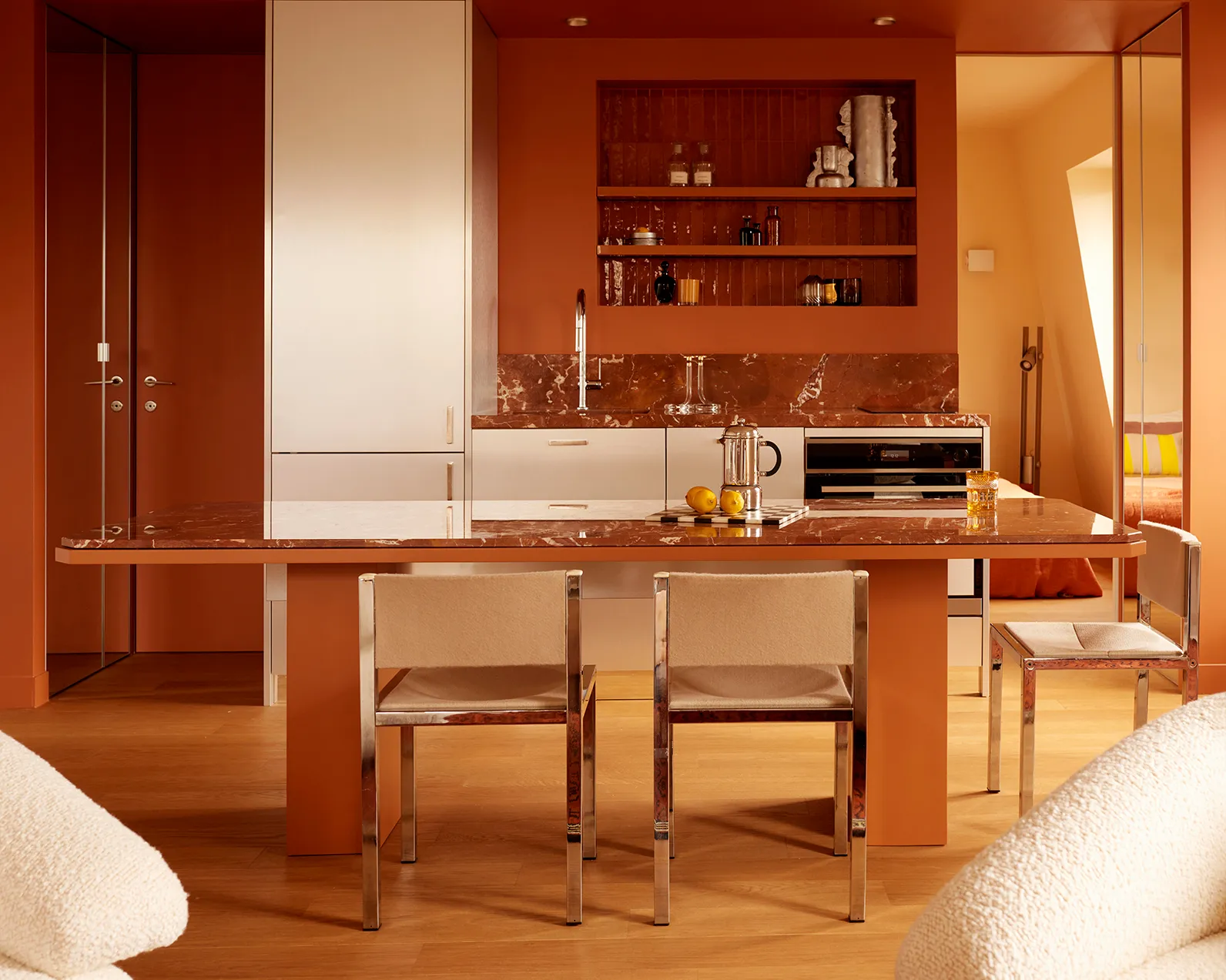 Earth Reds, Clay, And Ochre In Modern Interiors