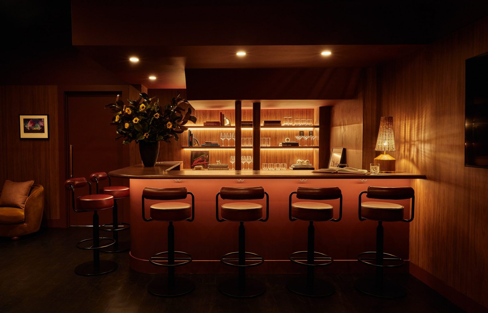 The Sober Labyrinth: Opa Architecture and Laube Studio Reclaim the Night in NYC