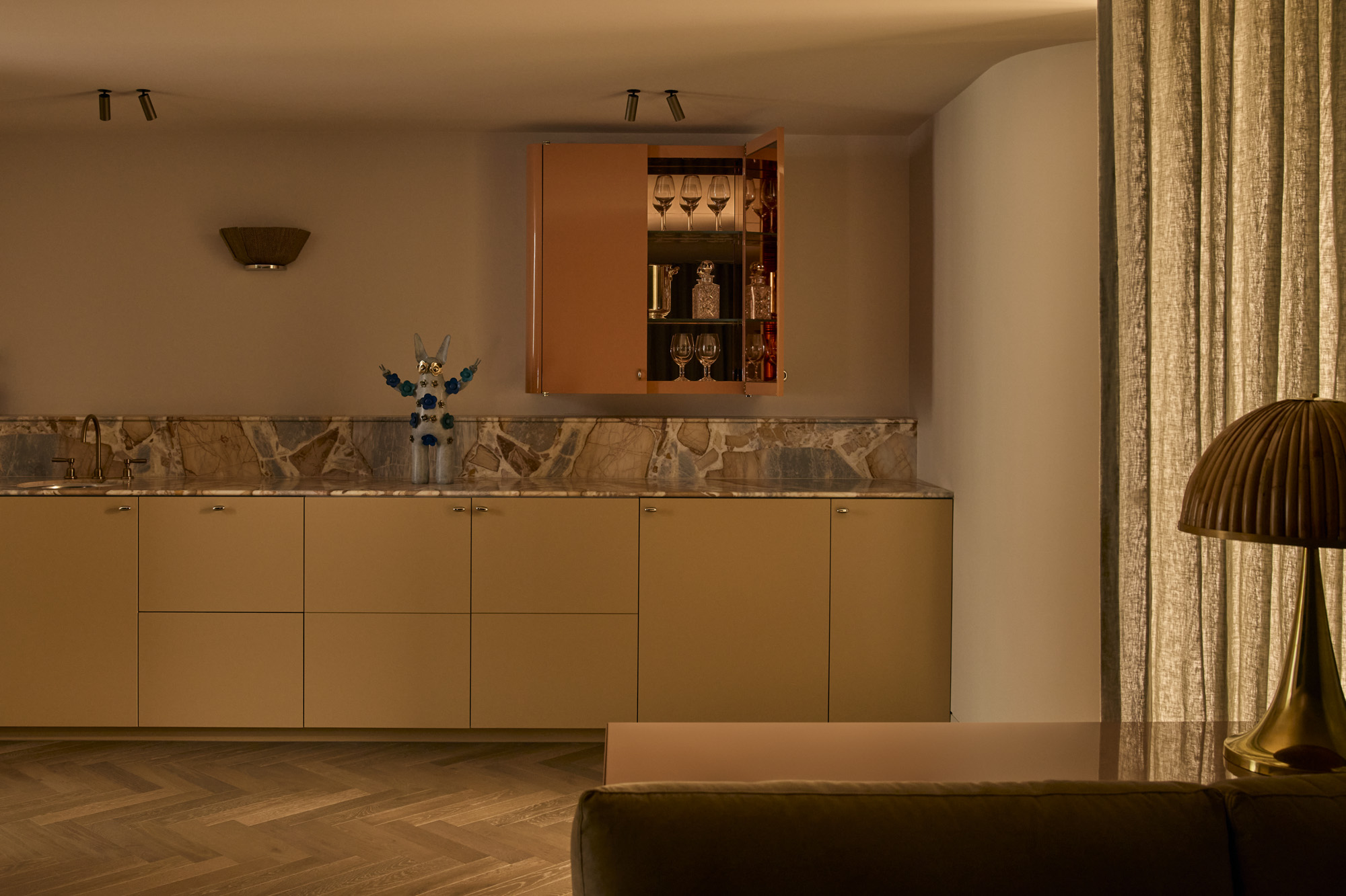Bronze Valley: A Thoughtful Fusion Of Memory, Elegance, And Everyday Life