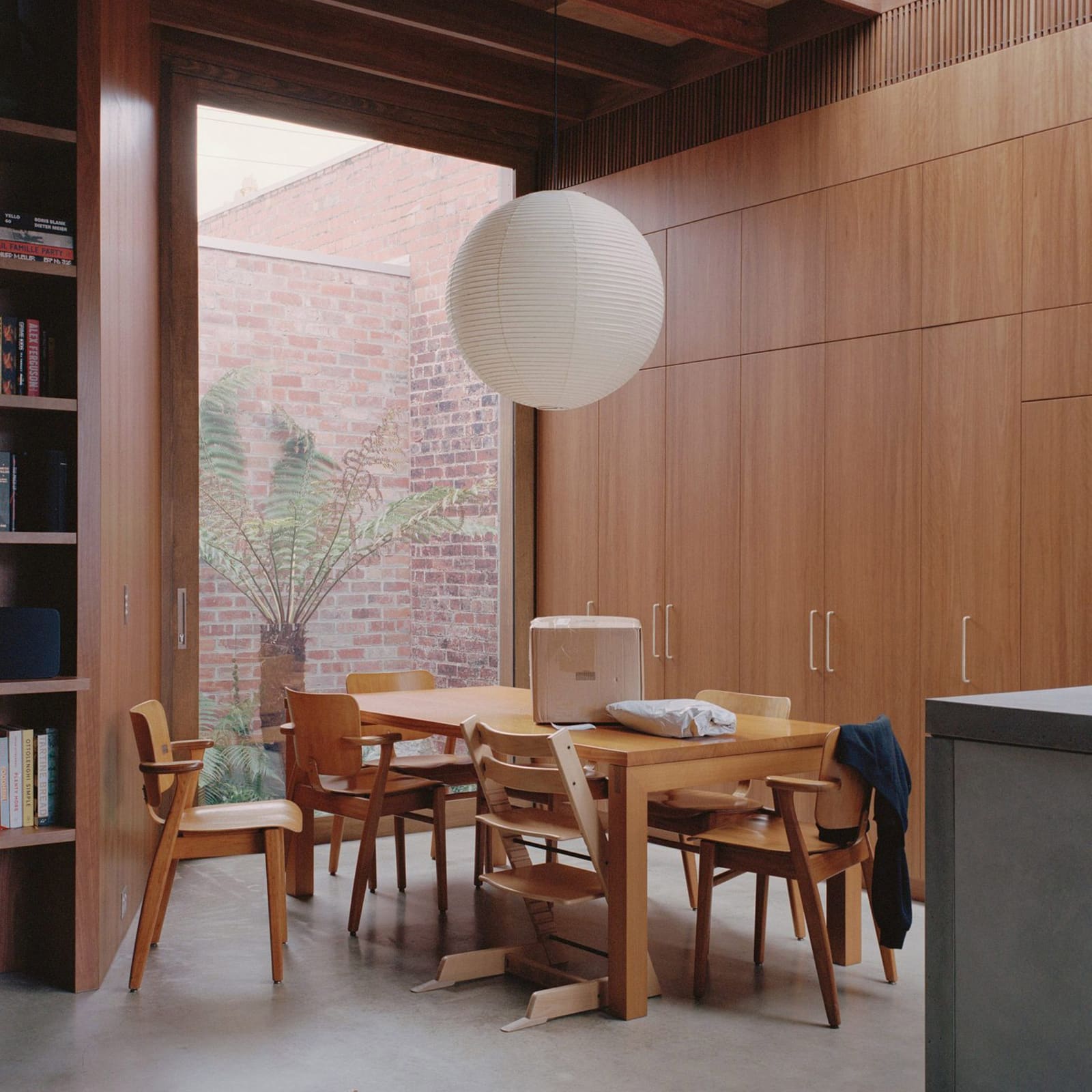 Framing the In-Between: How Courtyards Redefine Compact Living