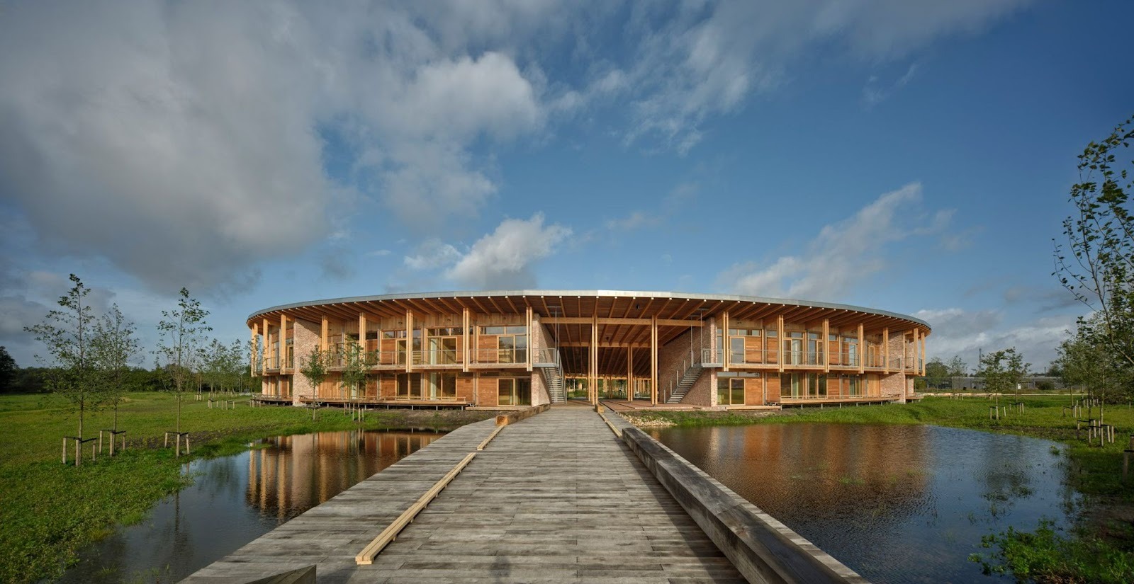 The Dignity of the Hand: Dorte Mandrup Sculpts a Sanctuary for the Makers of Tomorrow