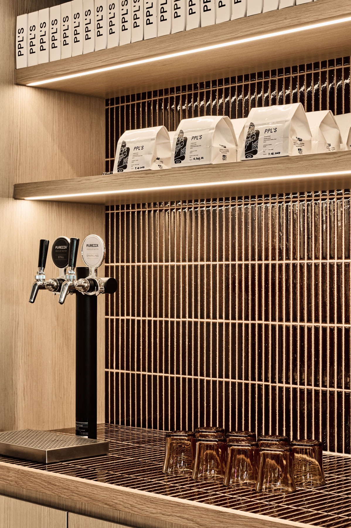 A Caffeine Sanctuary: Studio Tate Infuses 440 Collins Street with Tactile Warmth