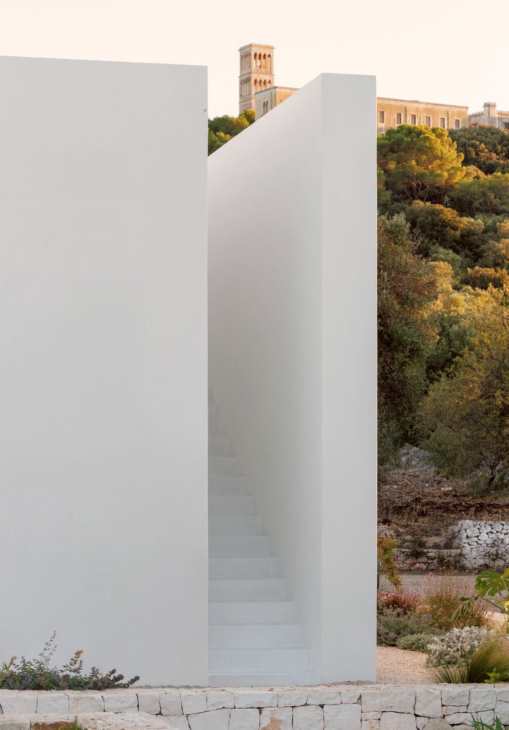 Casa Nell’Agrò: A Contemporary Home Rooted in the Landscape of Ostuni