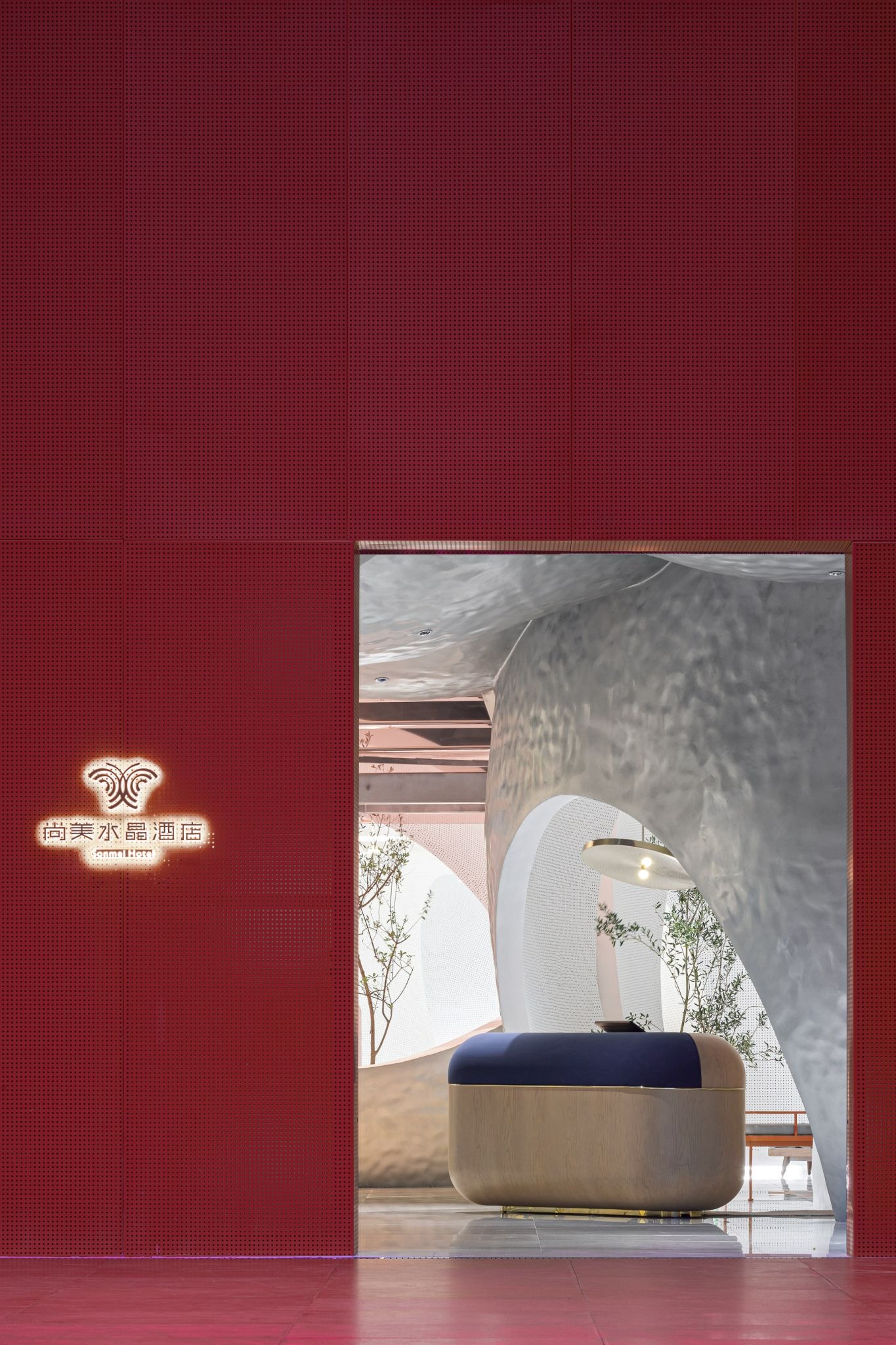 Sonmei Hotel: Where Minimalism Meets Fluid Geometry in Shenzhen's Urban Landscape