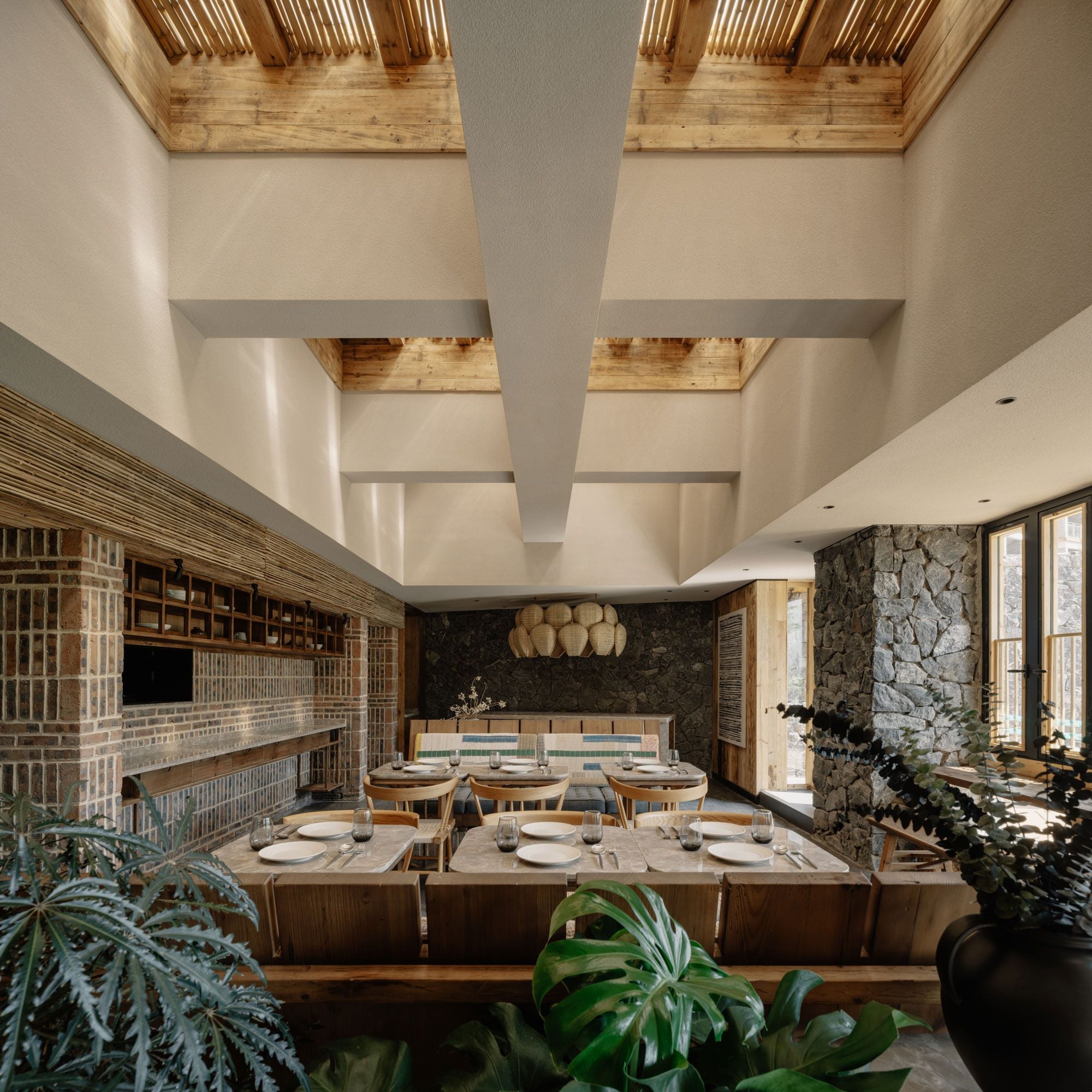 Where Mountains Meet Craft: Cloudhaus Hotel And The Art Of Quiet Hospitality