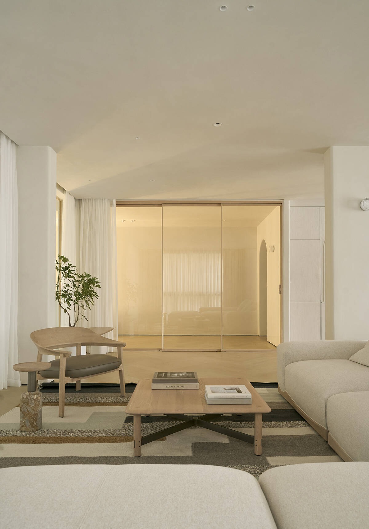 Casa Pura: Where Concrete Meets Conscience - The Art of Rustic Minimalism