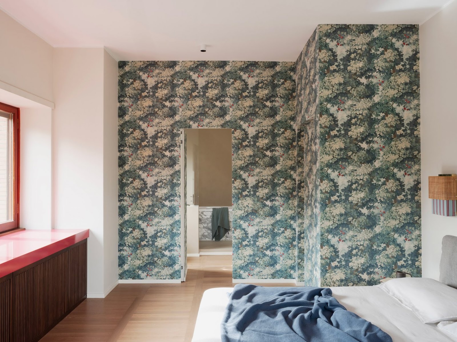StudioTamat Revives a 1960s Villa in Castelli Romani with Colour, Memory and a Fresh Architectural Rhythm