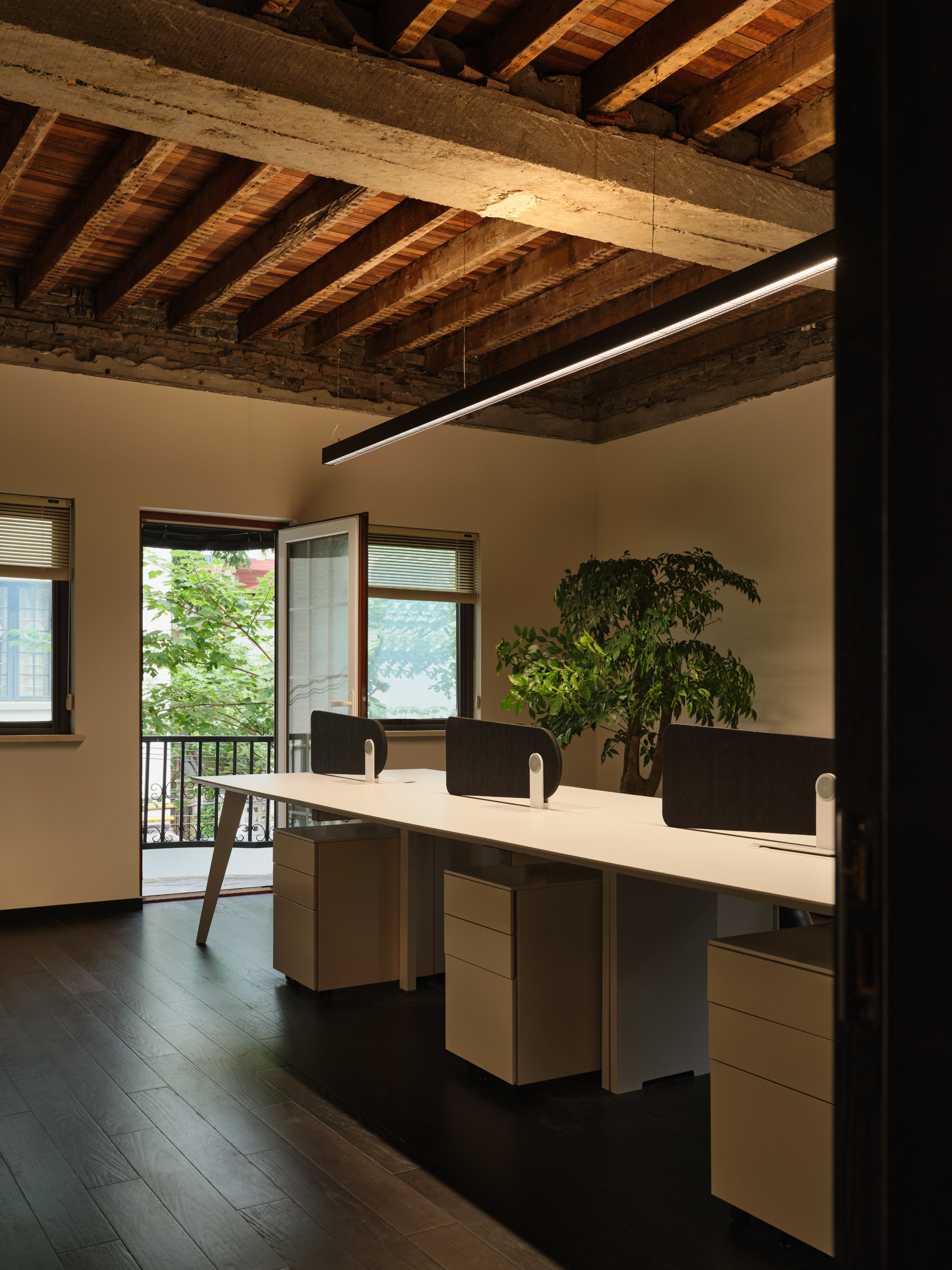 Reworking Heritage: A Creative Office Inside Xiangyang South Road’s Foreign-style Houses