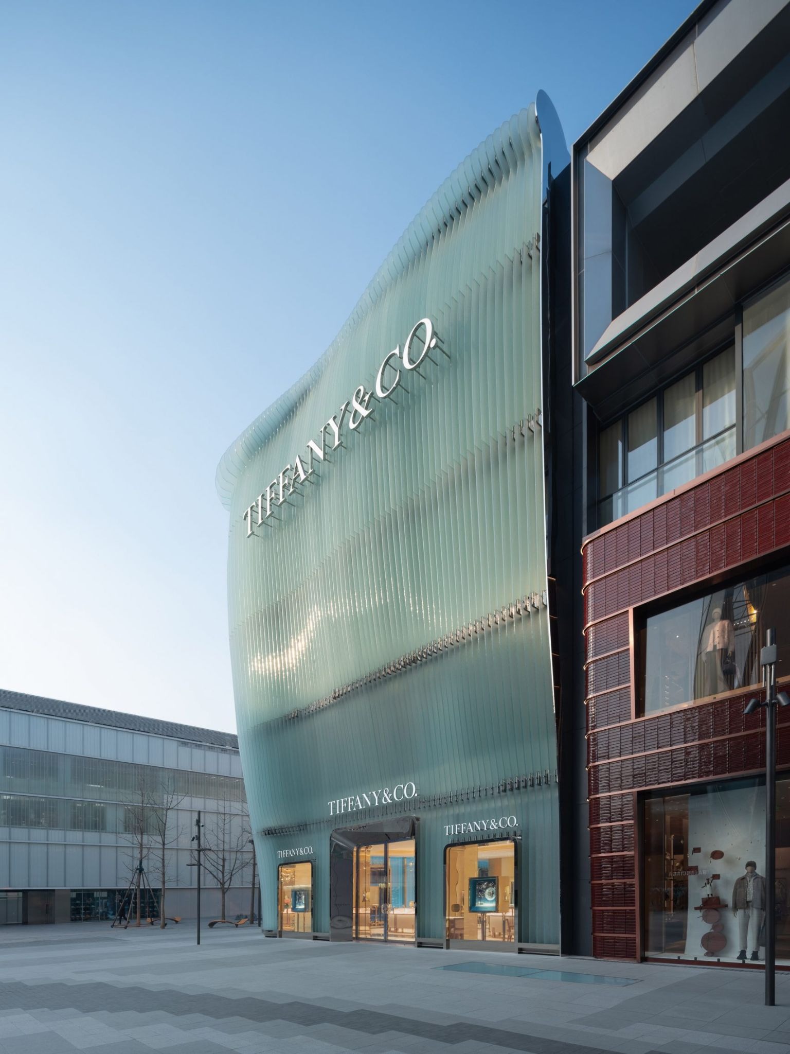 The Radiant Veil: MVRDV Unveils a 3D Printed Masterpiece for Tiffany & Co. in Beijing