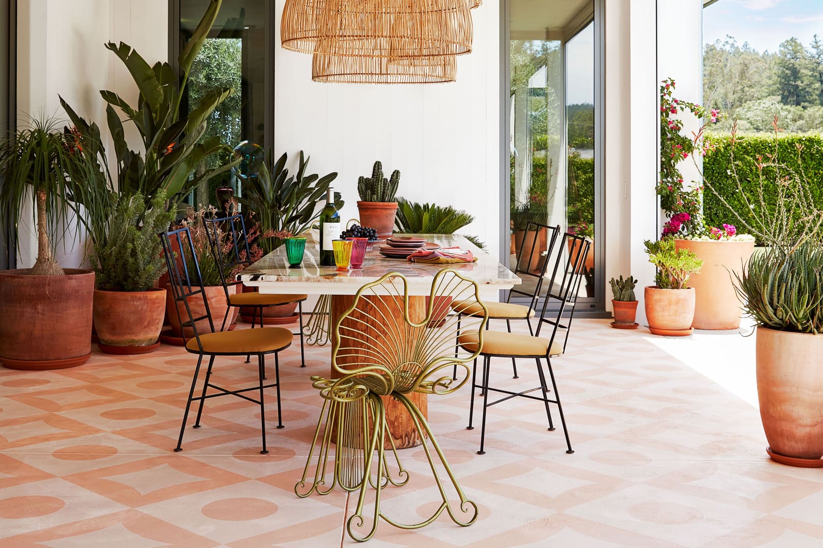 How Performance Fabrics and Teak Are Reshaping Outdoor Living