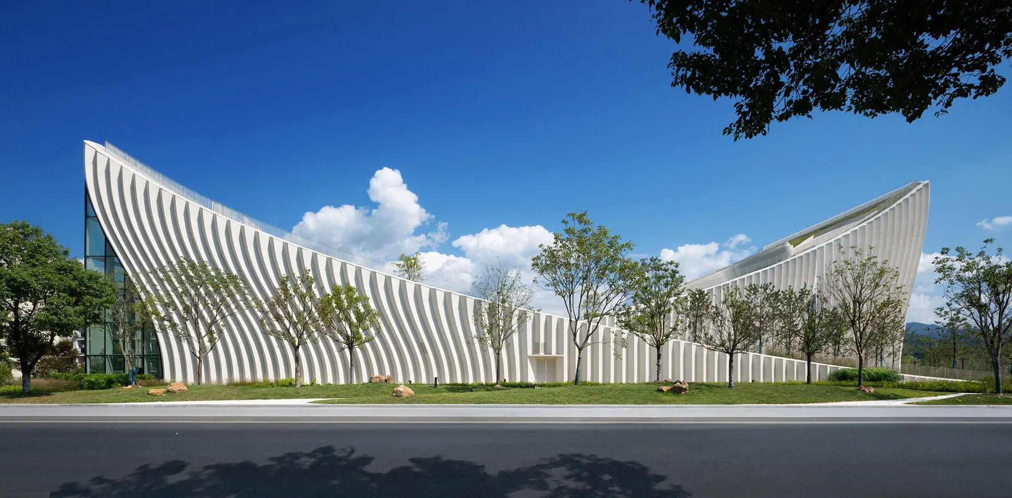 Sunner Museum by Atelier Alter Architects Blends Architecture into the Terrain of the Wuyi Mountains