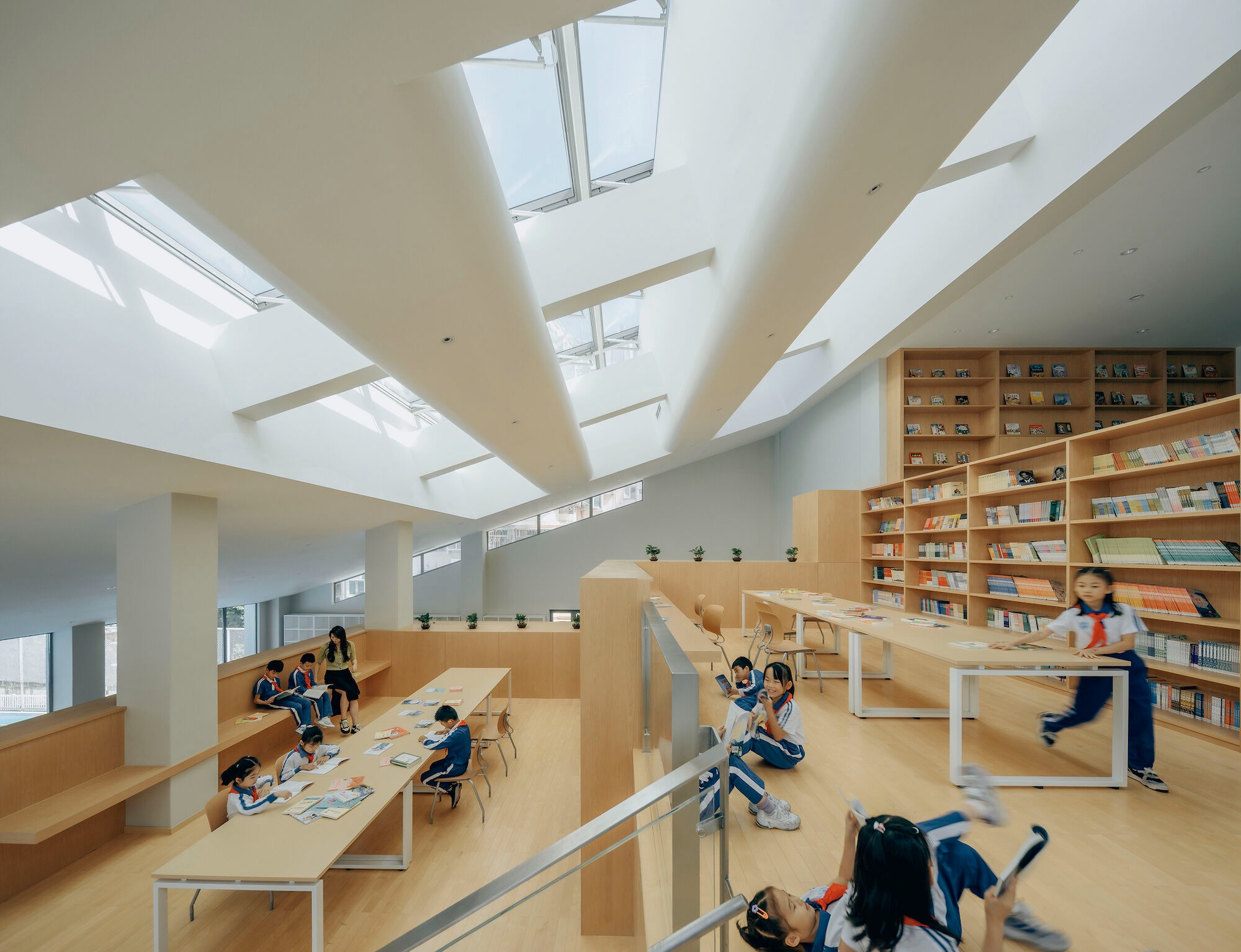 Unboxing Education: People’s Architecture Office Dissolves the Classroom at Wuzhou Elementary