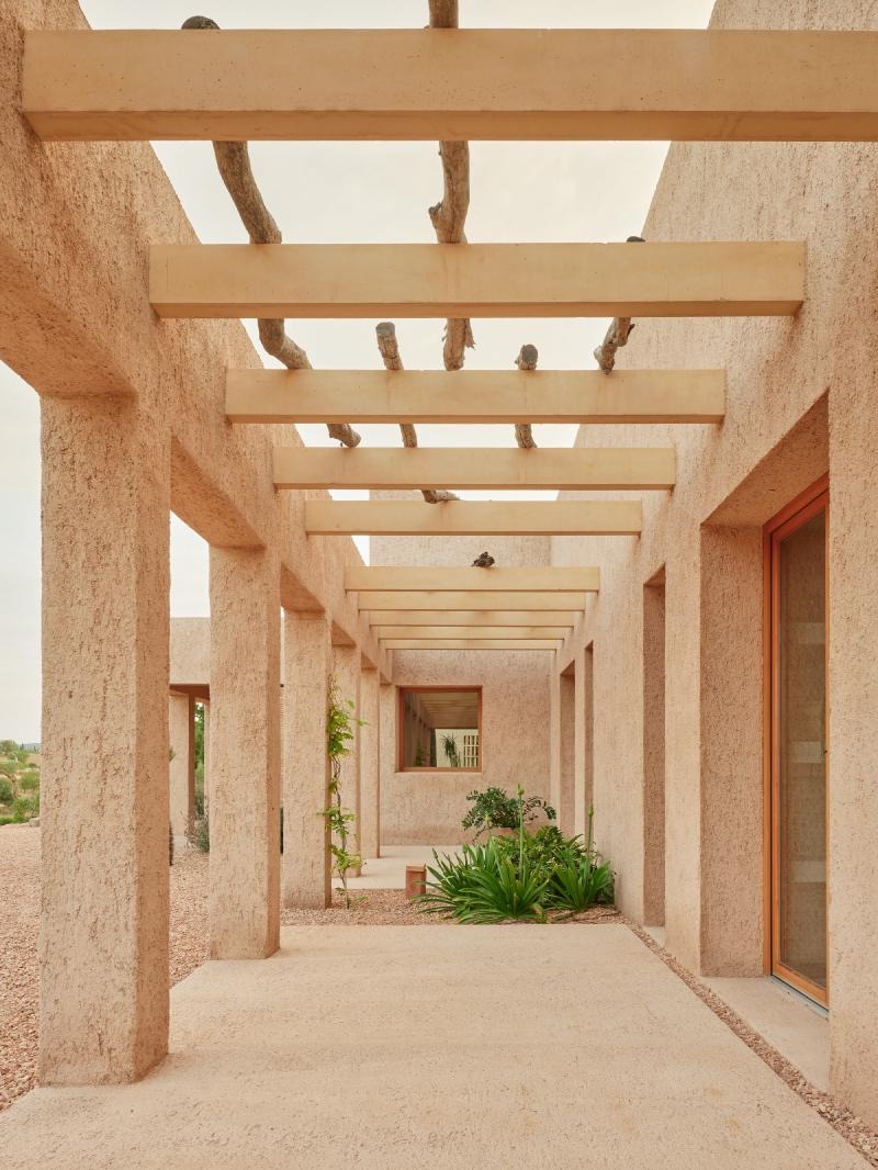 Ca’n Gallineta House: Reinterpreting Majorcan Rural Architecture in Manacor
