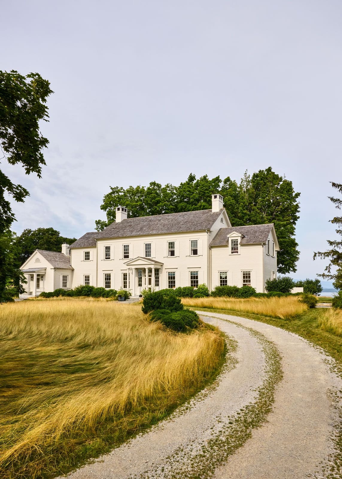 When Classical Architecture Meets Taffeta: A Vermont Retreat That Breaks the Rules