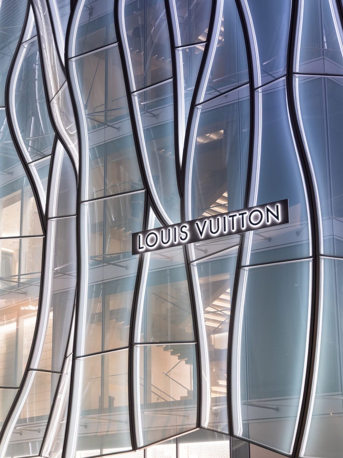 Maison Louis Vuitton Sanlitun and the Architecture of Urban Spectacle in Beijing