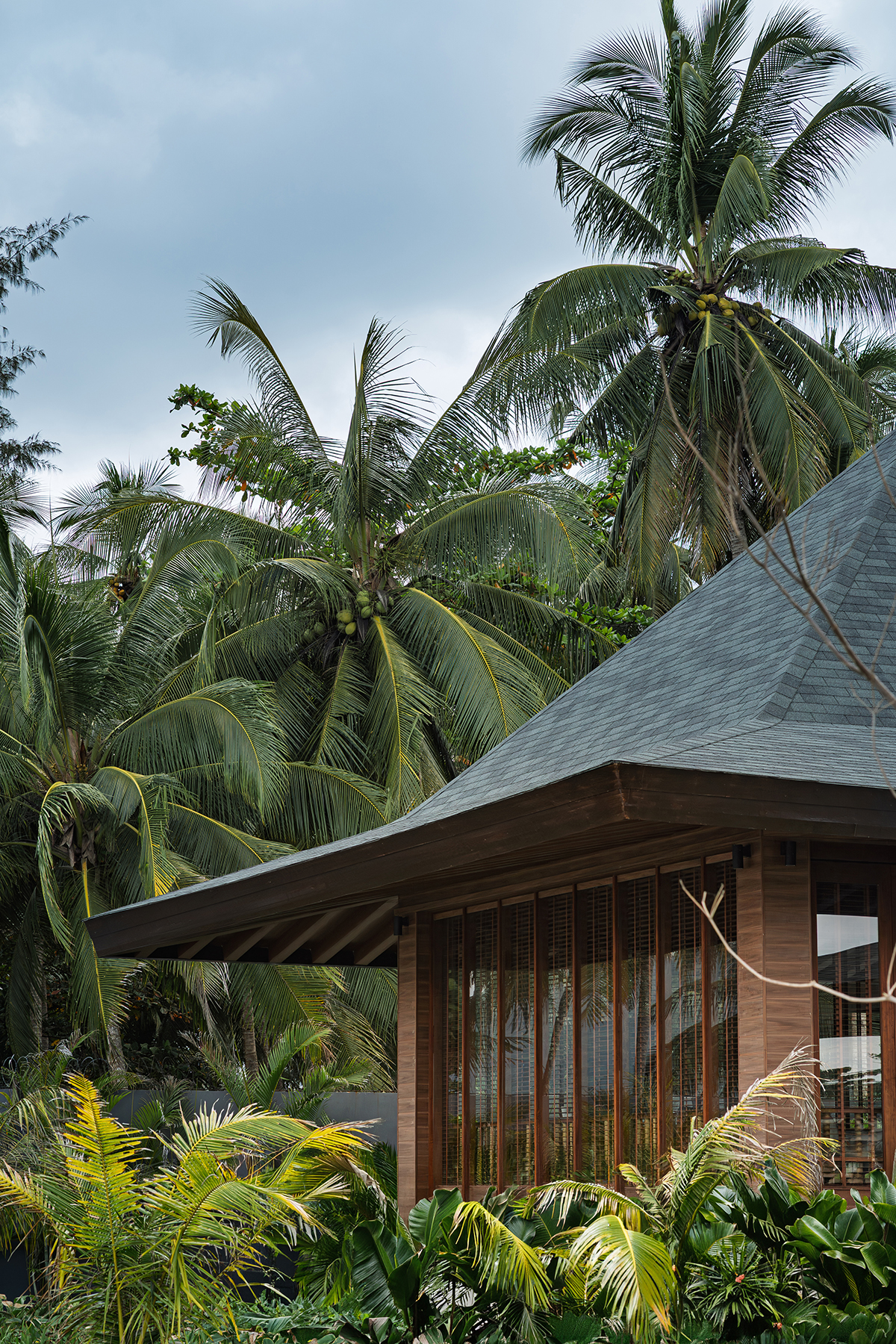 Omah Pantai: A Beachside House That Breathes With The Sea