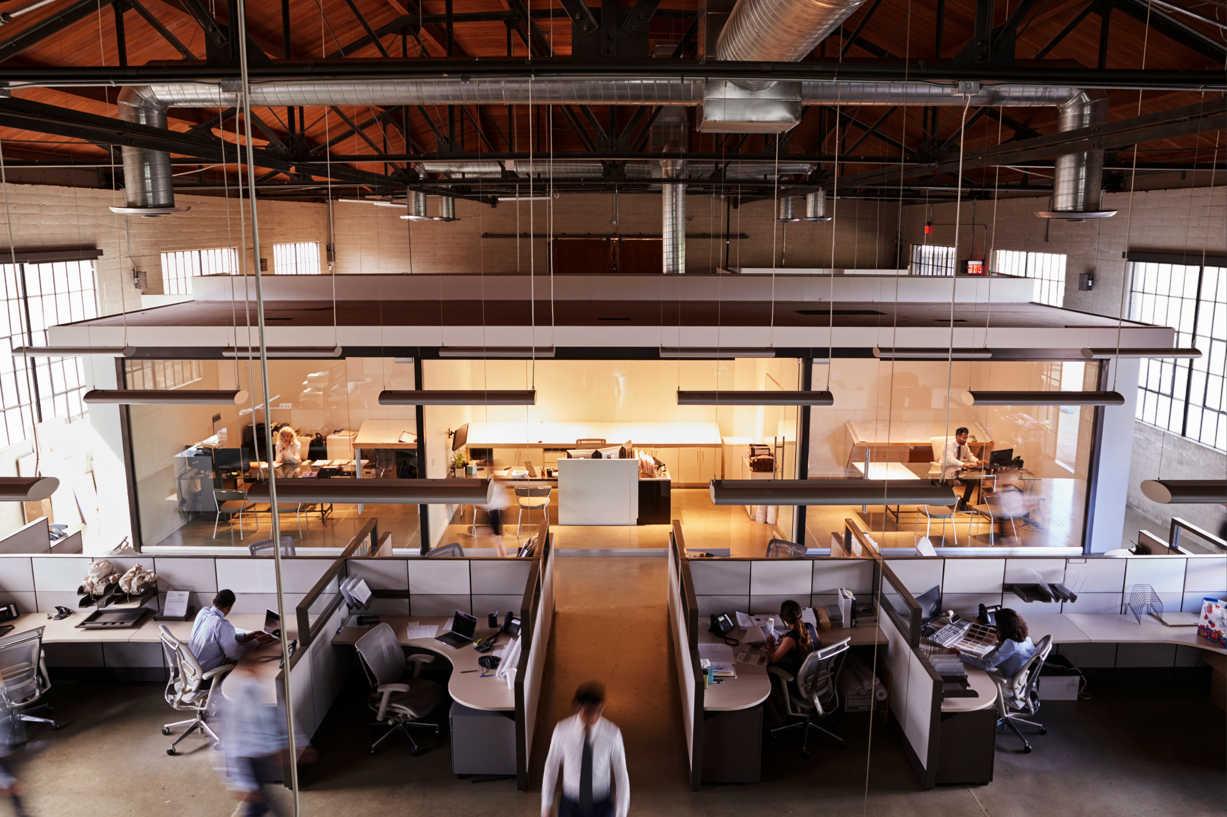 Who Sets The Trends Now: The Market Or The Architects?