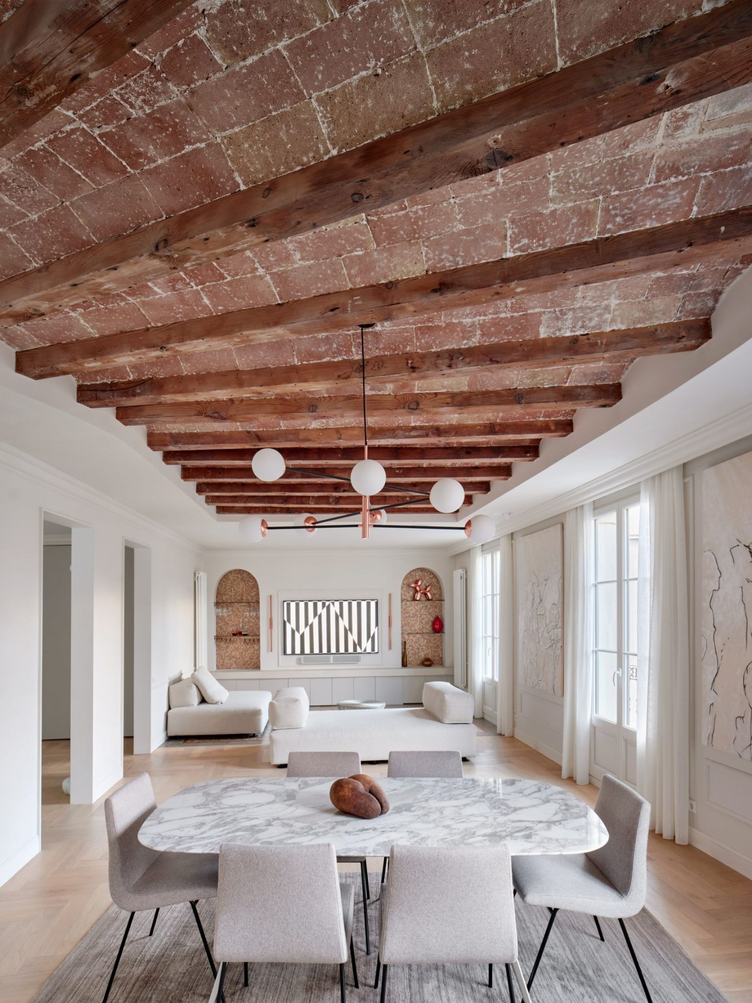 Éventail Apartment by Cometa Architects - Radiating Living in Barcelona’s Eixample