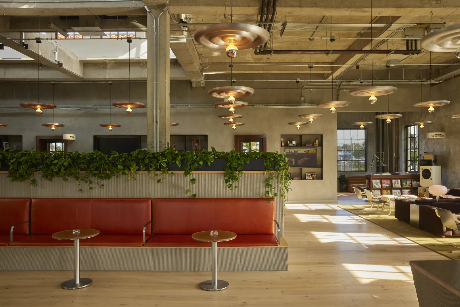 The Lighthouse, Los Angeles: A Vertical Home Shaped by Light, View, and Urban Calm