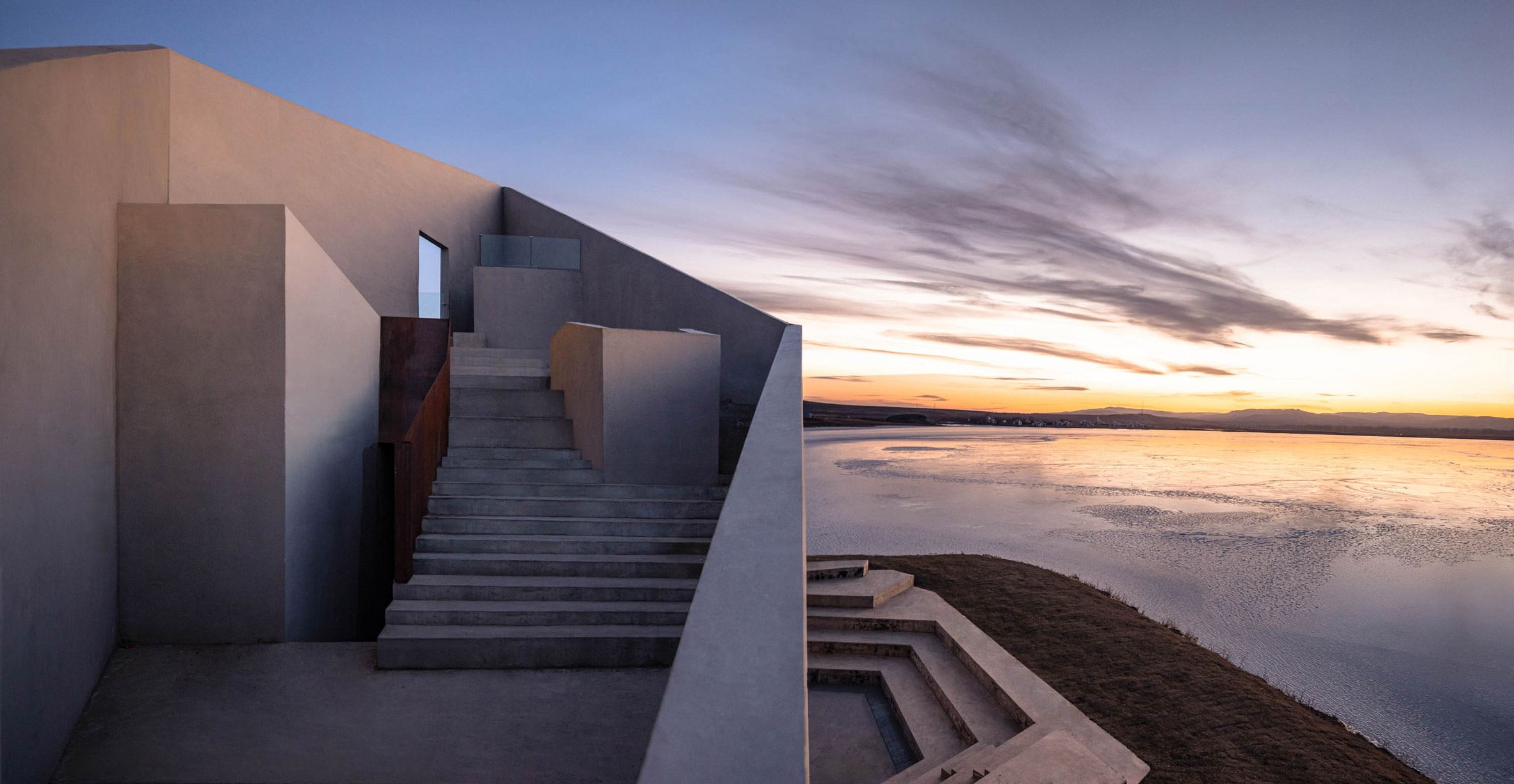 Prairie Ark: The UFO On The Grasslands That Reimagines Architecture As Landscape