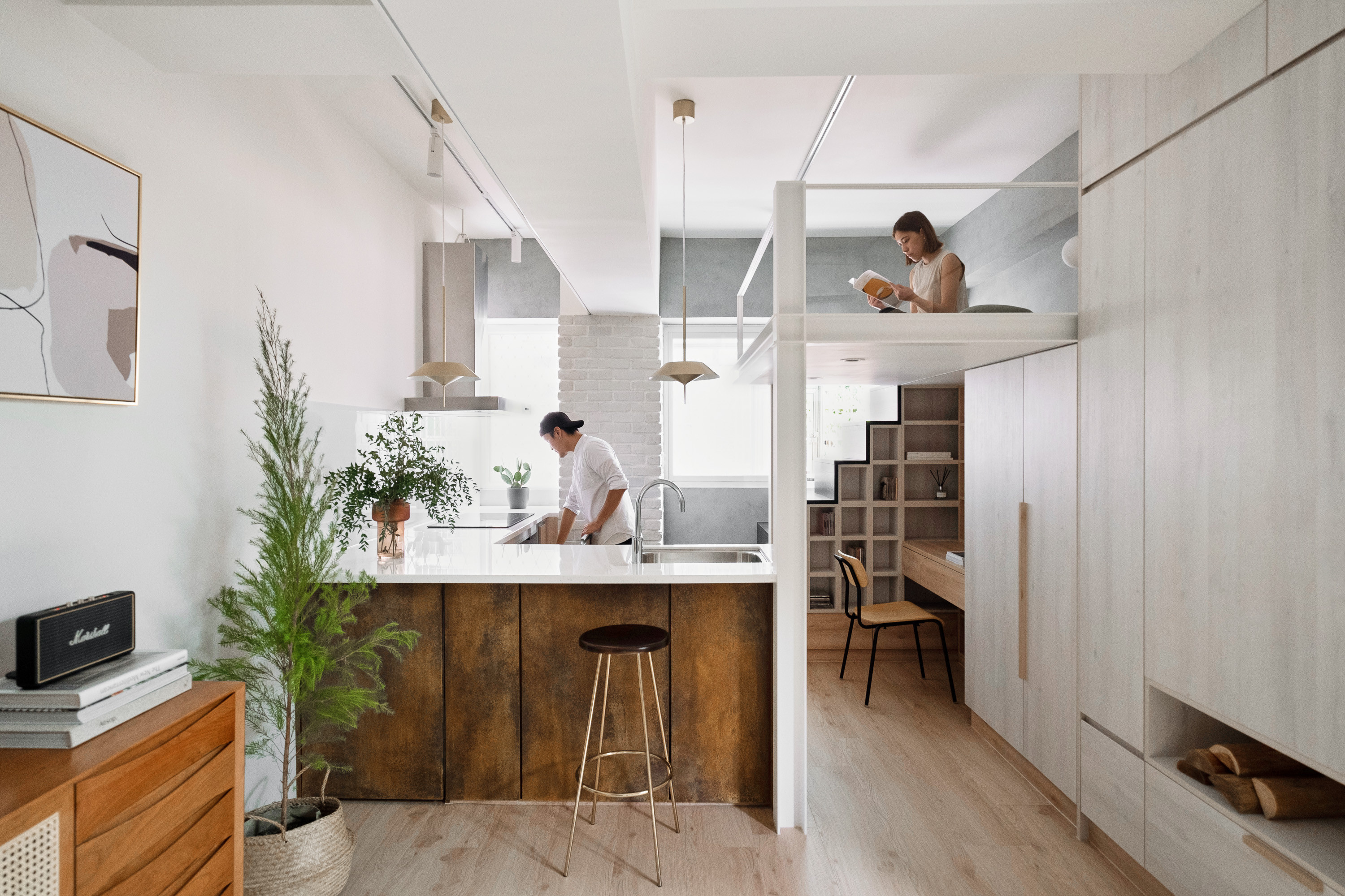 Top Picks - 8 Apartments That Maximize Vertical Space
