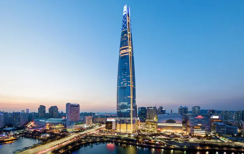 Above The Clouds: The Cultural And Sustainable Vision Of Lotte World Tower