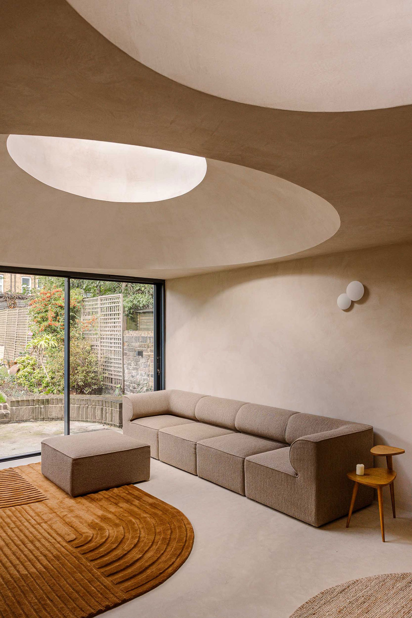 Top Picks - 7 Dome-ceiling Houses That Redefine Architectural Space